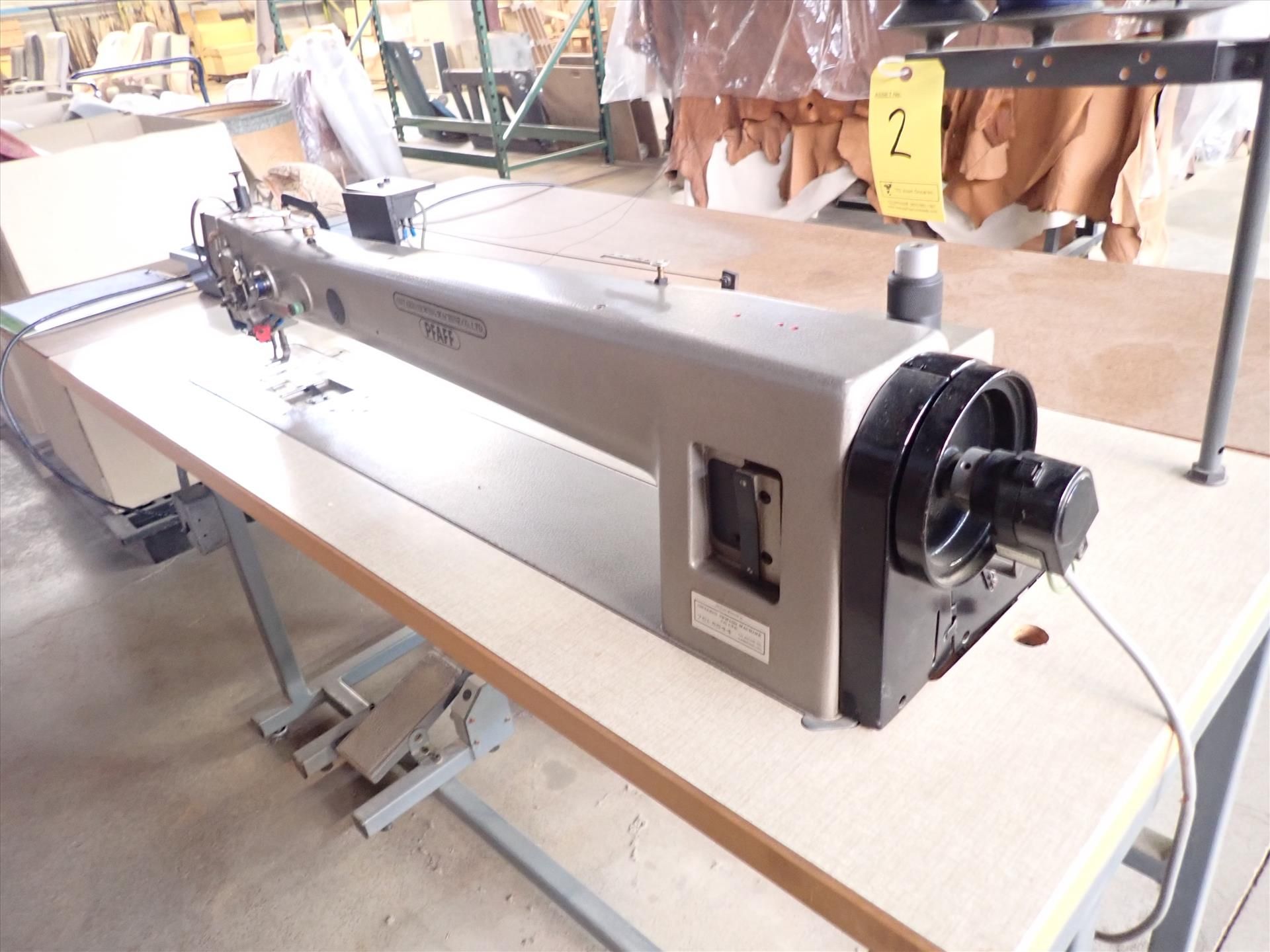 Pfaff industrial sewing machine, mod. 1245-706/48-6101-900/56-CLPMN8, S/N 599038, 32 in. throat, 1/2 - Image 2 of 8