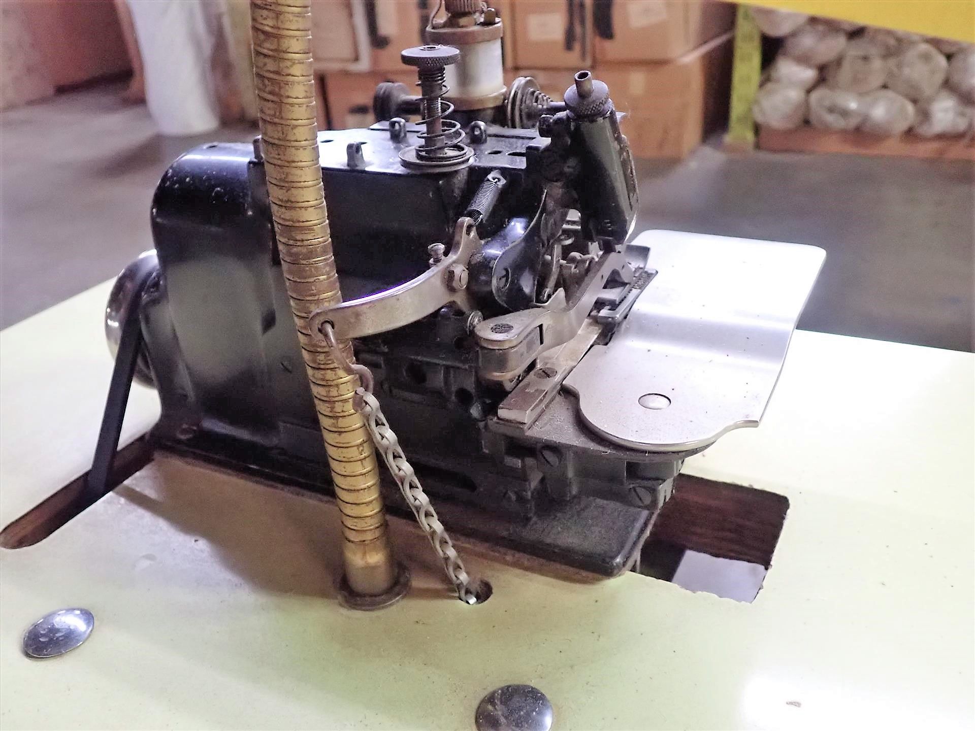 Merrow industrial overlock sewing machine, mod. A-3DW, S/N 88589 c/w 20 in. x 48 in. industrial - Image 3 of 6