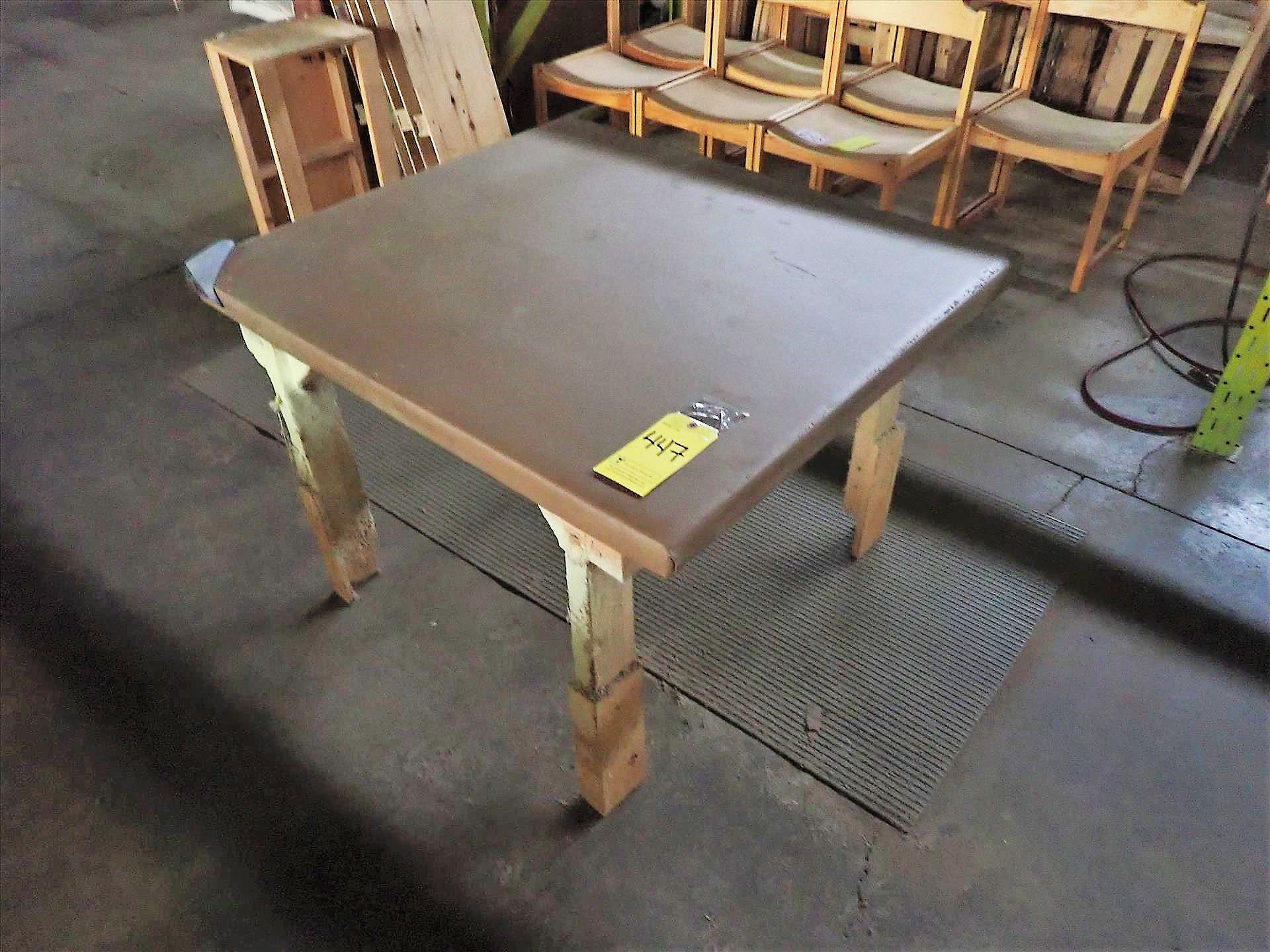 table, approx. 37 in. x 42 in. (no contents)