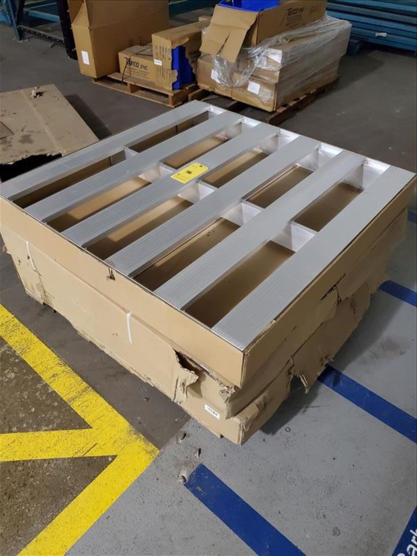 [LOT] (3) aluminum pallets, 48" x 48" [Packaging Warehouse]