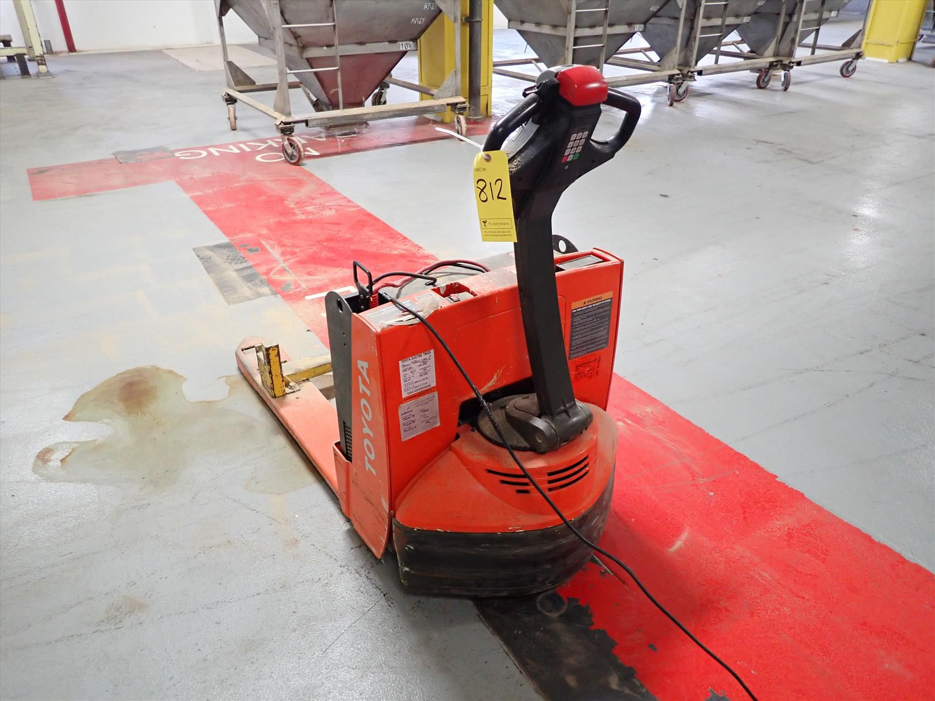 Toyota walk behind pallet truck, mod. 7HBW23, S/N 31808, 4500 lbs. cap, 24V electric w/ integraded