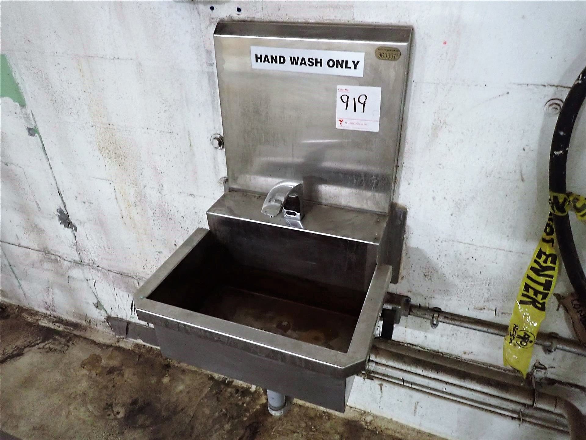 s/s sink [Packaging Area, 2nd Floor]