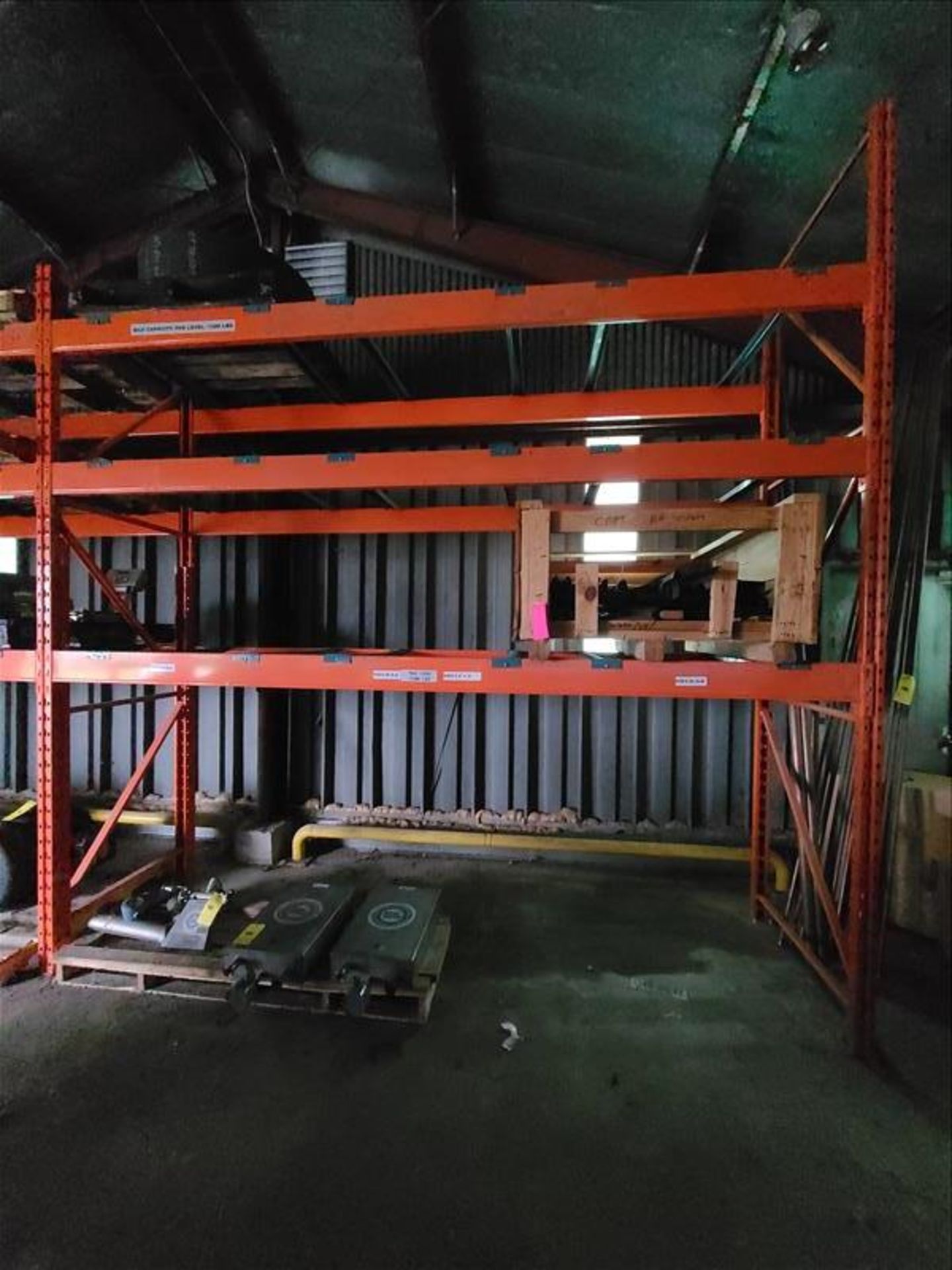 [LOT] (8) section pallet rack, (4) 152"h x 42"w - (4) upright, (4) 137"h x 42"w - (7) upright, ( - Image 3 of 3