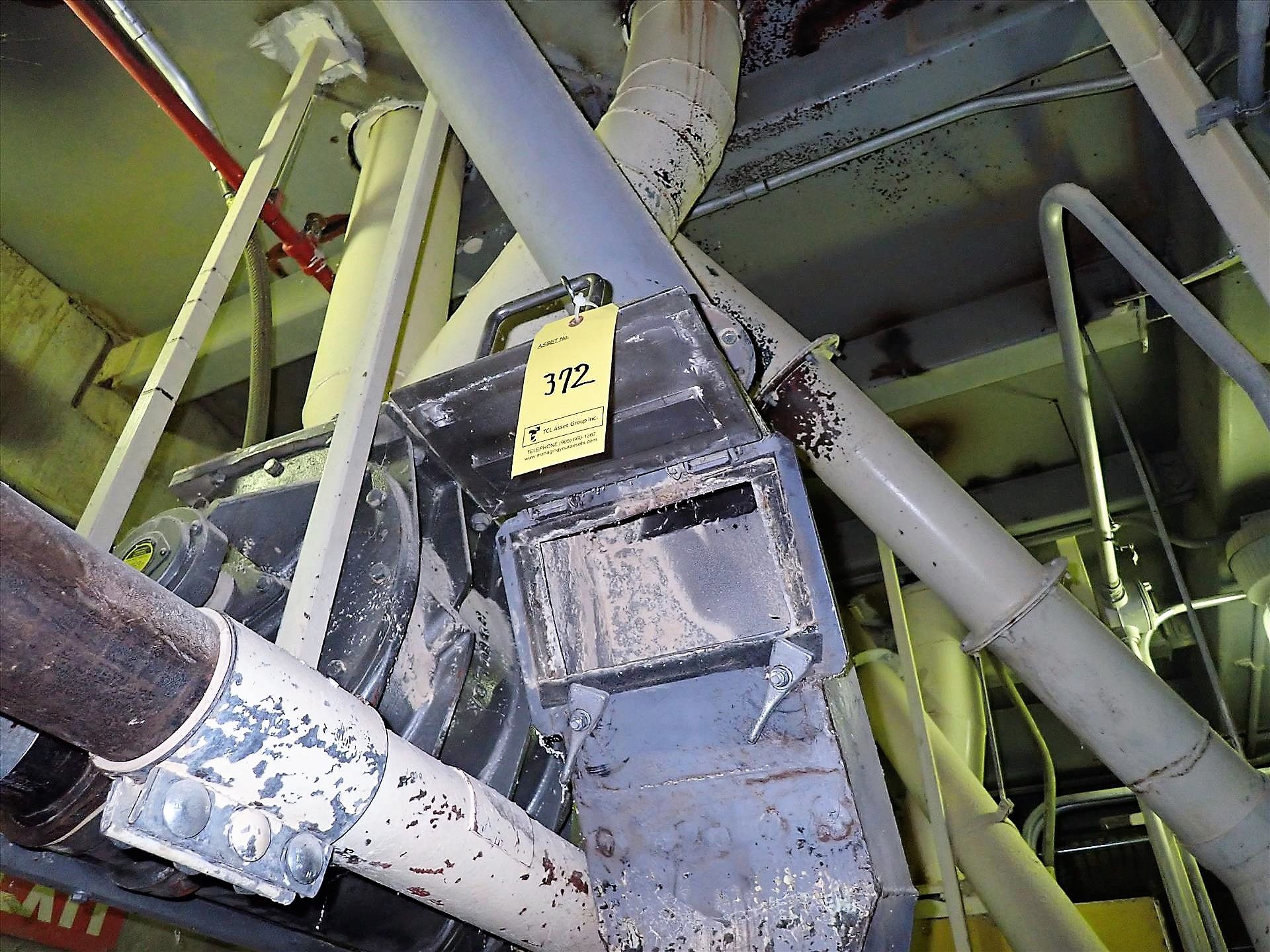 [LOT] (4) chute with Eriez magnet [Milling Area] - Image 4 of 4