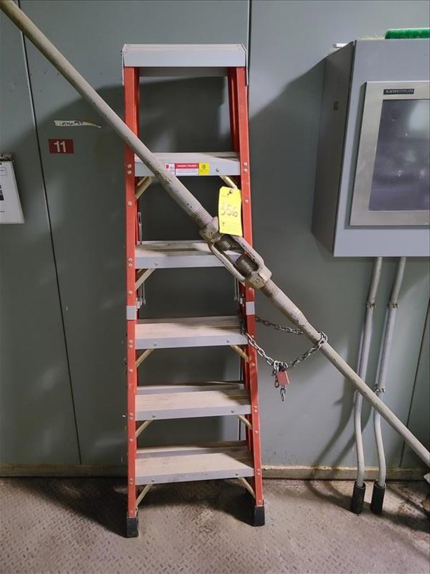 [LOT] (5) ladders (located on floors 5 & 6) [Tower, 3rd Floor]