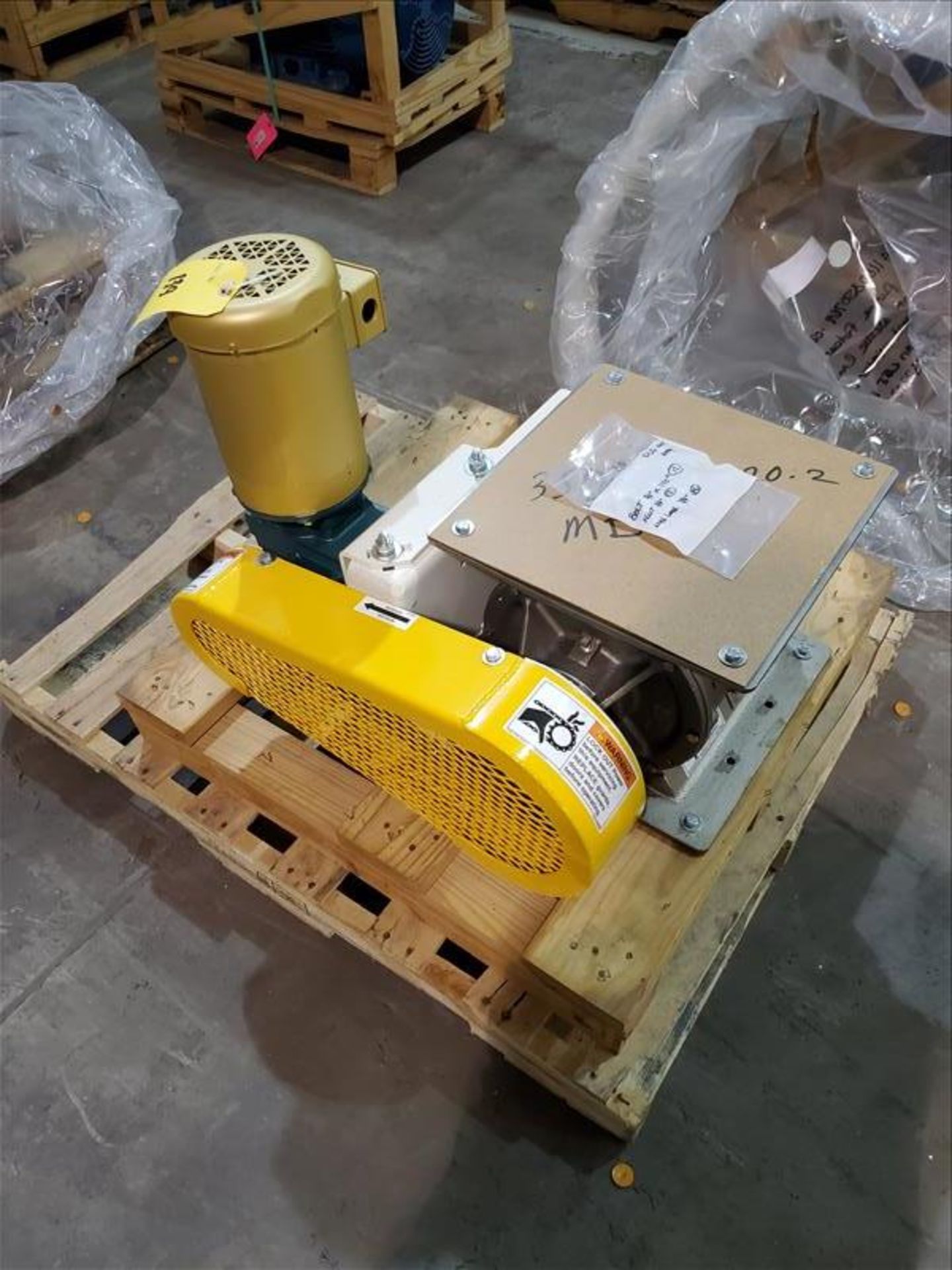 Schenck rotary valve, mod MD 40, s/n 1100350769-020-2, with motor [Packaging Warehouse]