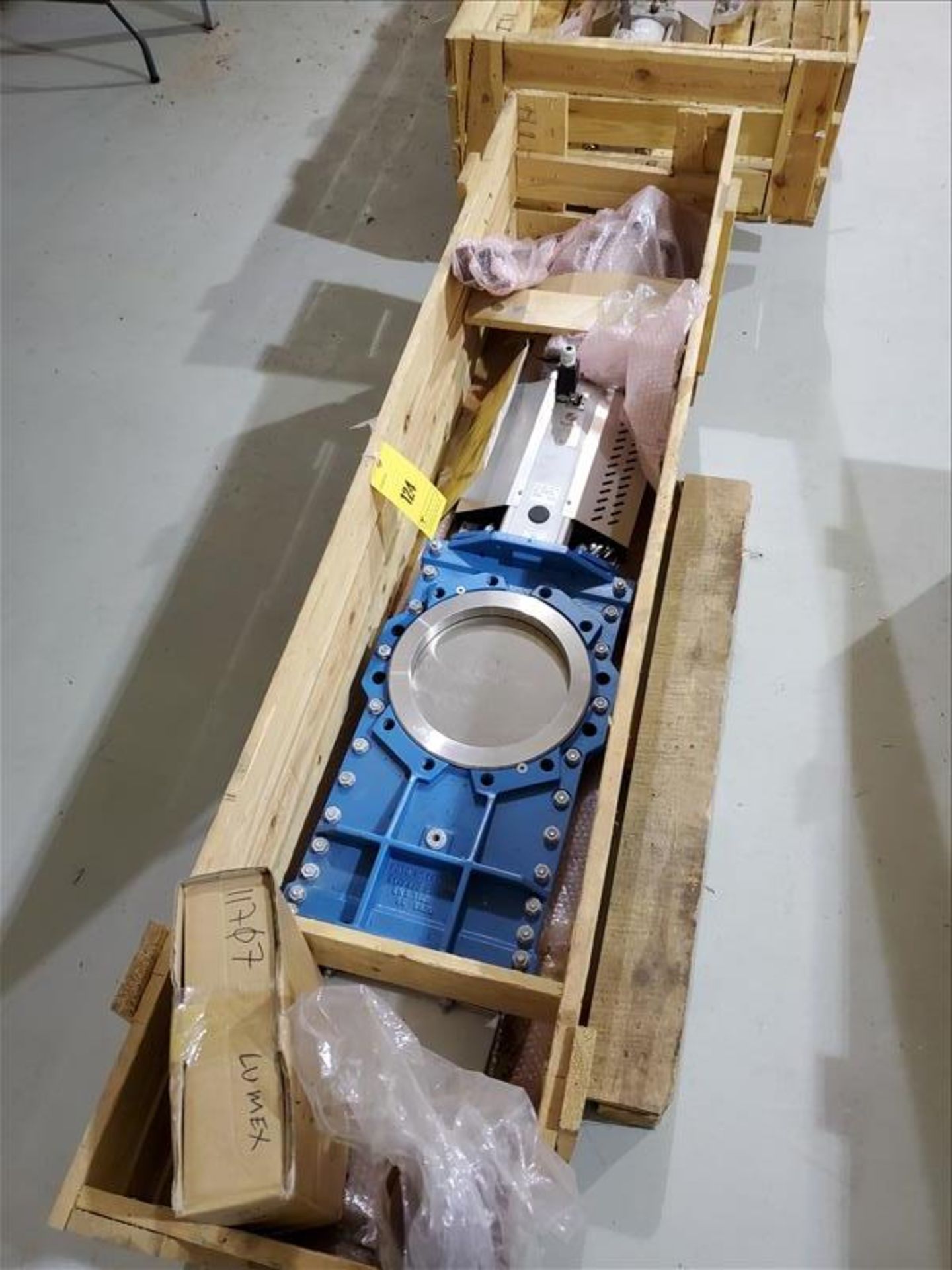 Stafsjo 316 stainless pneumatic gate valve, mod HGL025UOOY50, 10" [Packaging Warehouse]