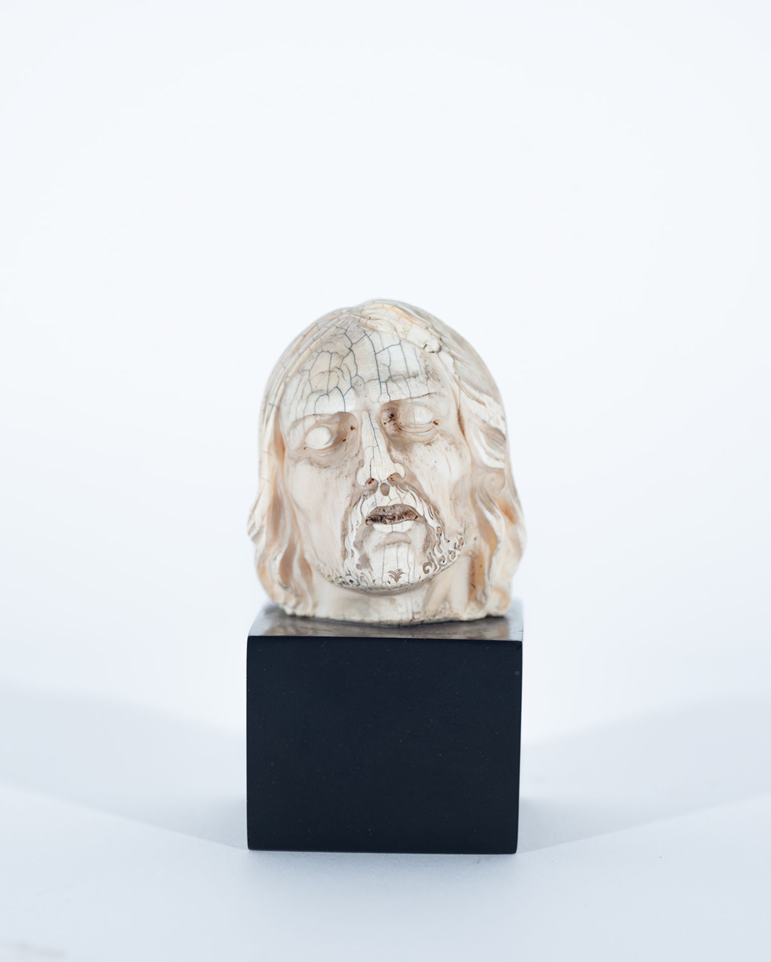 Head of Christ in ivory, 18th - 19th century