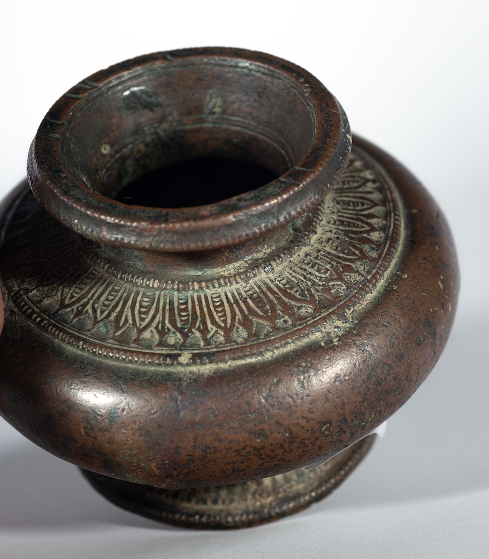 Chinese bronze censer, possibly Huang Dynasty - Image 3 of 3