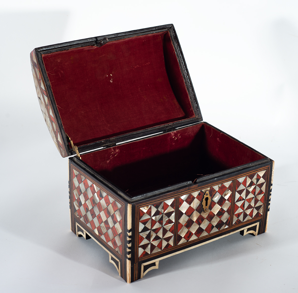 Important Ottoman chest in ebony, rosewood, mother-of-pearl and tortoiseshell, Turkey, 18th century - Image 5 of 5