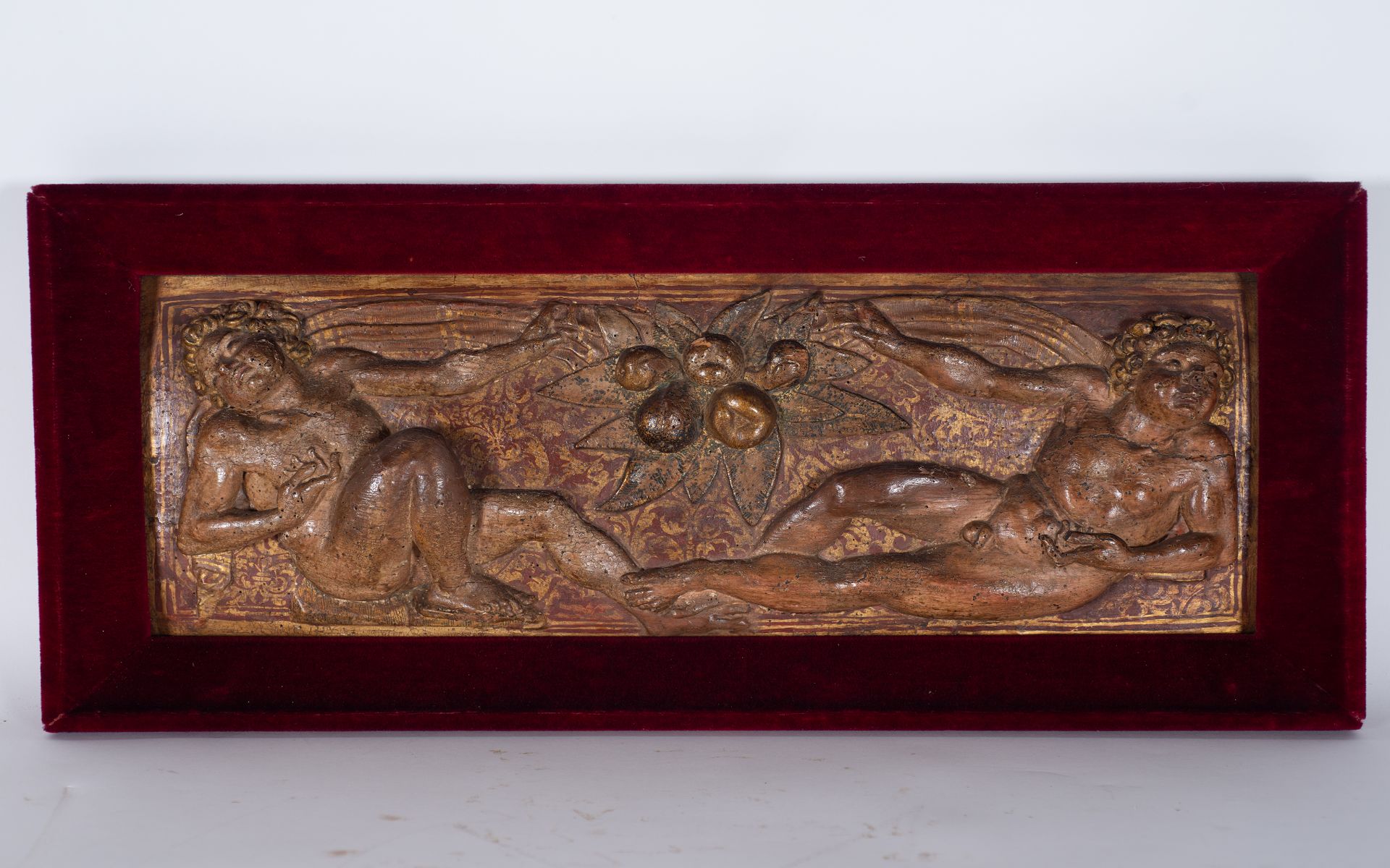 Pair of cherubs, altar fragment, Valladolid school from the 16th century, circle of Alonso Berruguet