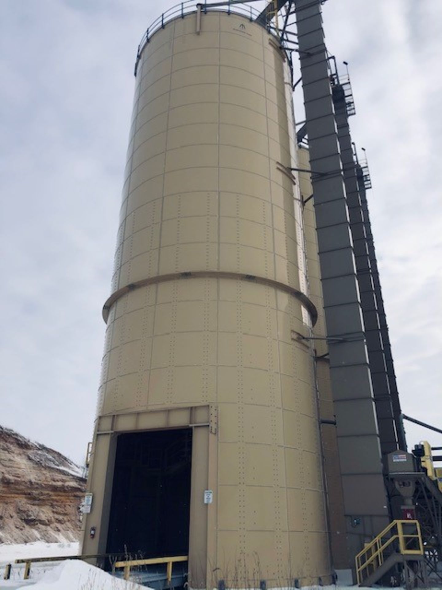 3,000-Ton Silo; Bolted Steel Construction, Cone Bottom, Bottom Drive Through Loading - Subj to Bulk - Image 5 of 5