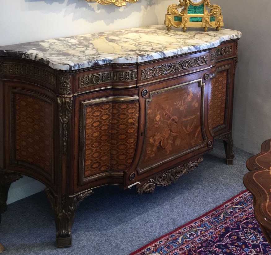 A French Late 19th Century Gilt Bronze mounted Amaranth, sycamore & Fruitwood Marquetry Commode, - Image 2 of 4