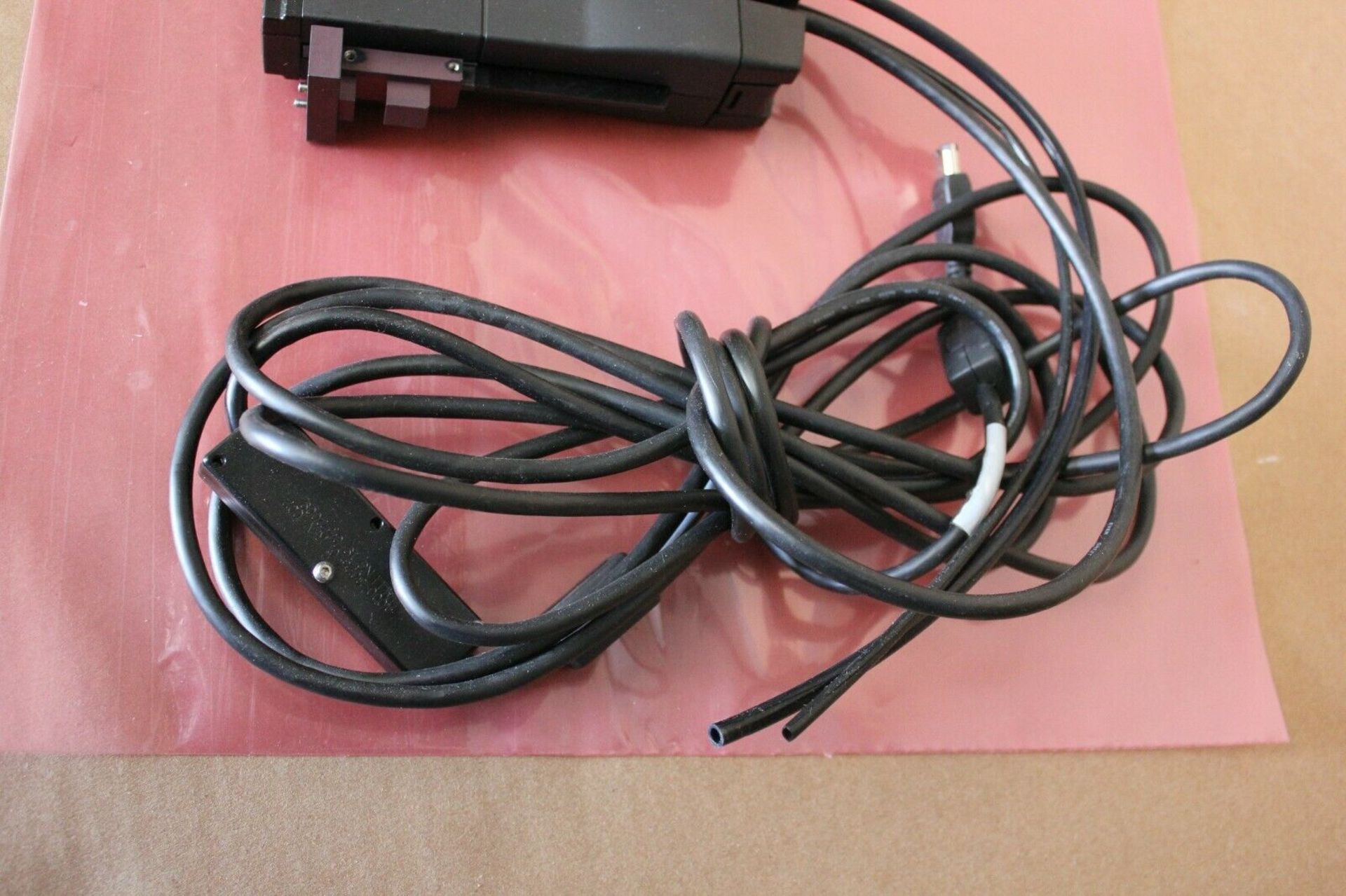 XAAR PRINTHEAD WITH CABLES - Image 4 of 9