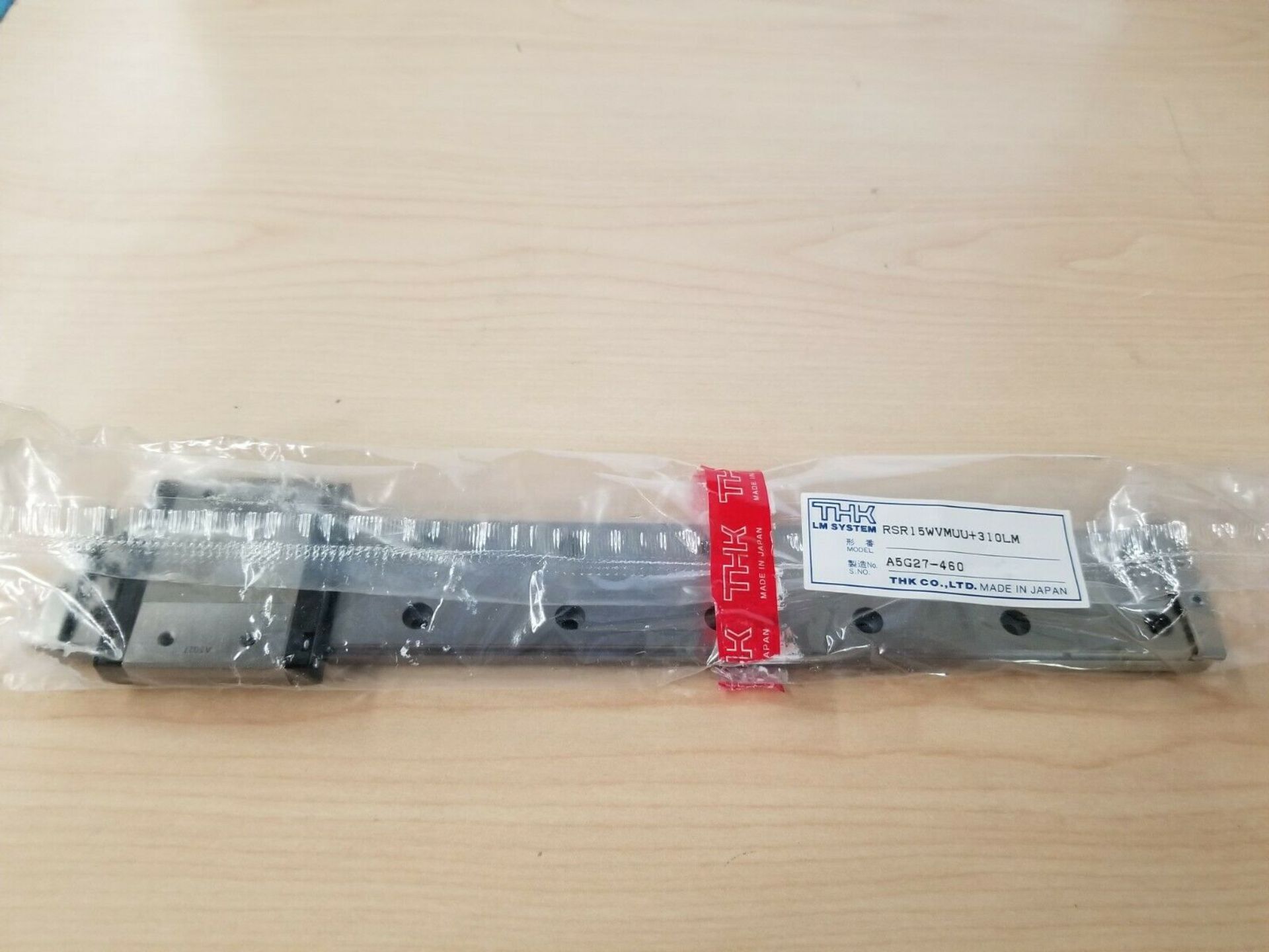 NEW THK LINEAR RAIL & BEARING BLOCK