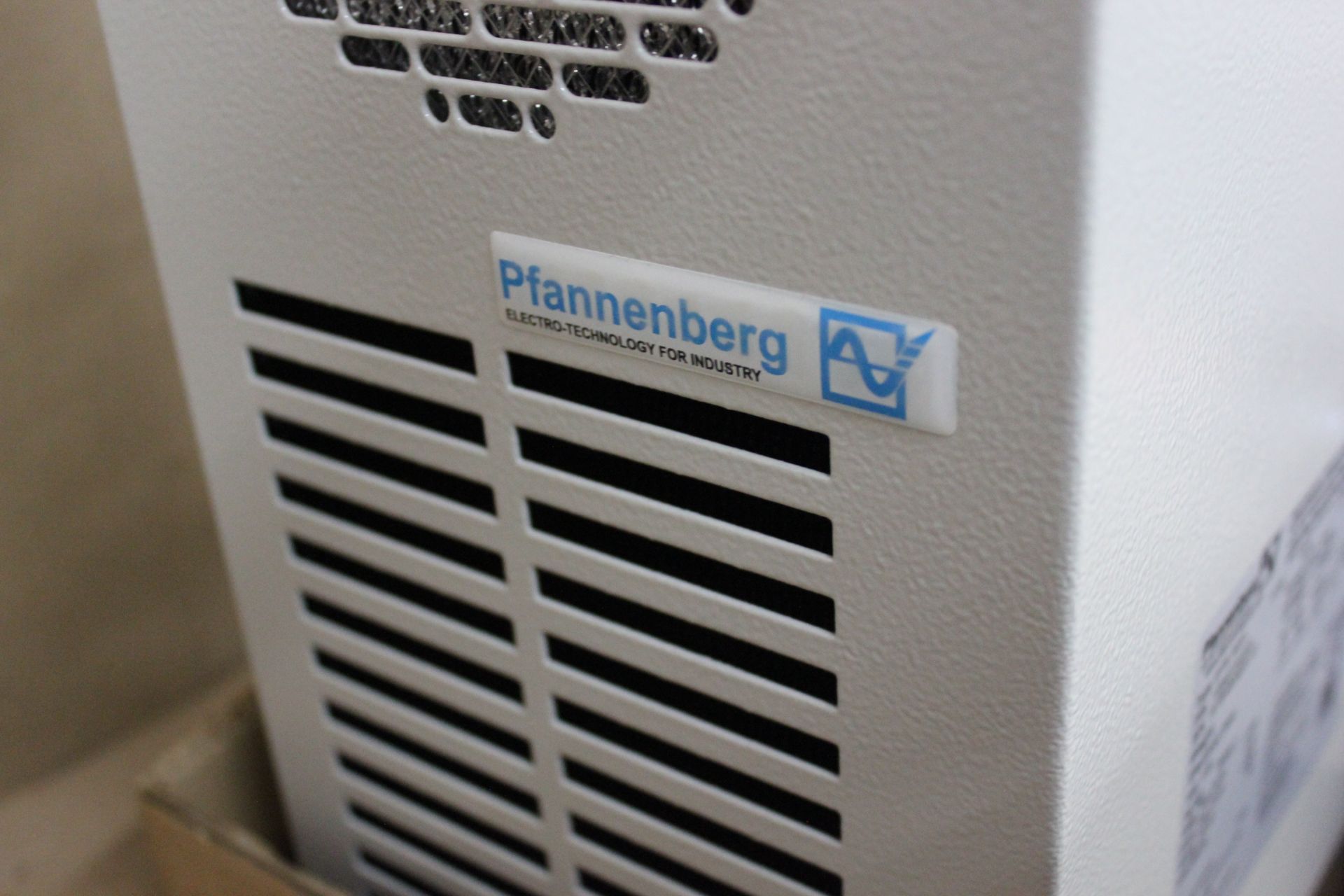 NEW PFANNENBERG SIDE MOUNT COOLING UNIT - Image 6 of 7