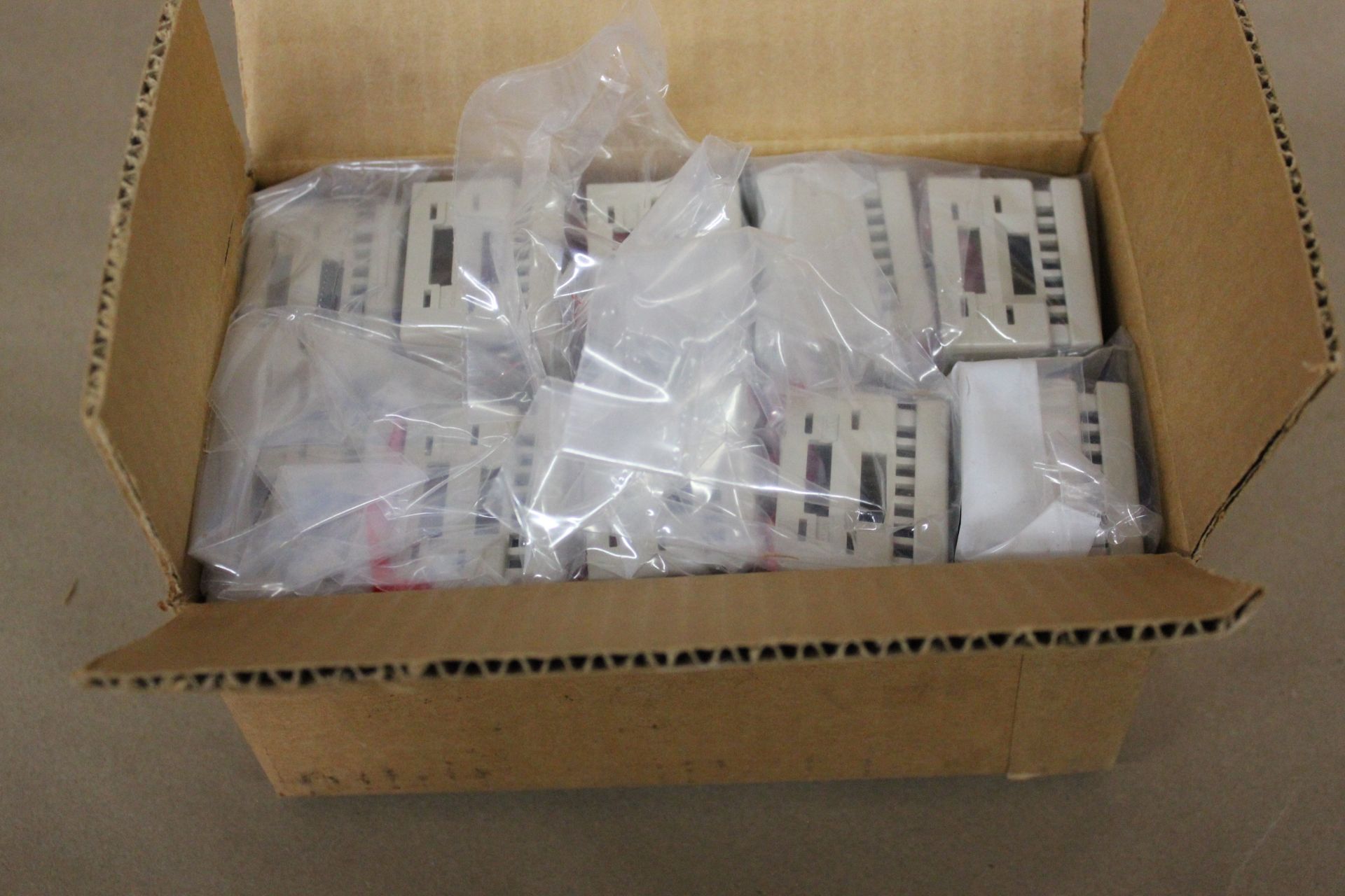 LOT OF NEW HONEYWELL THERMOSTAT COVERS - Image 3 of 5