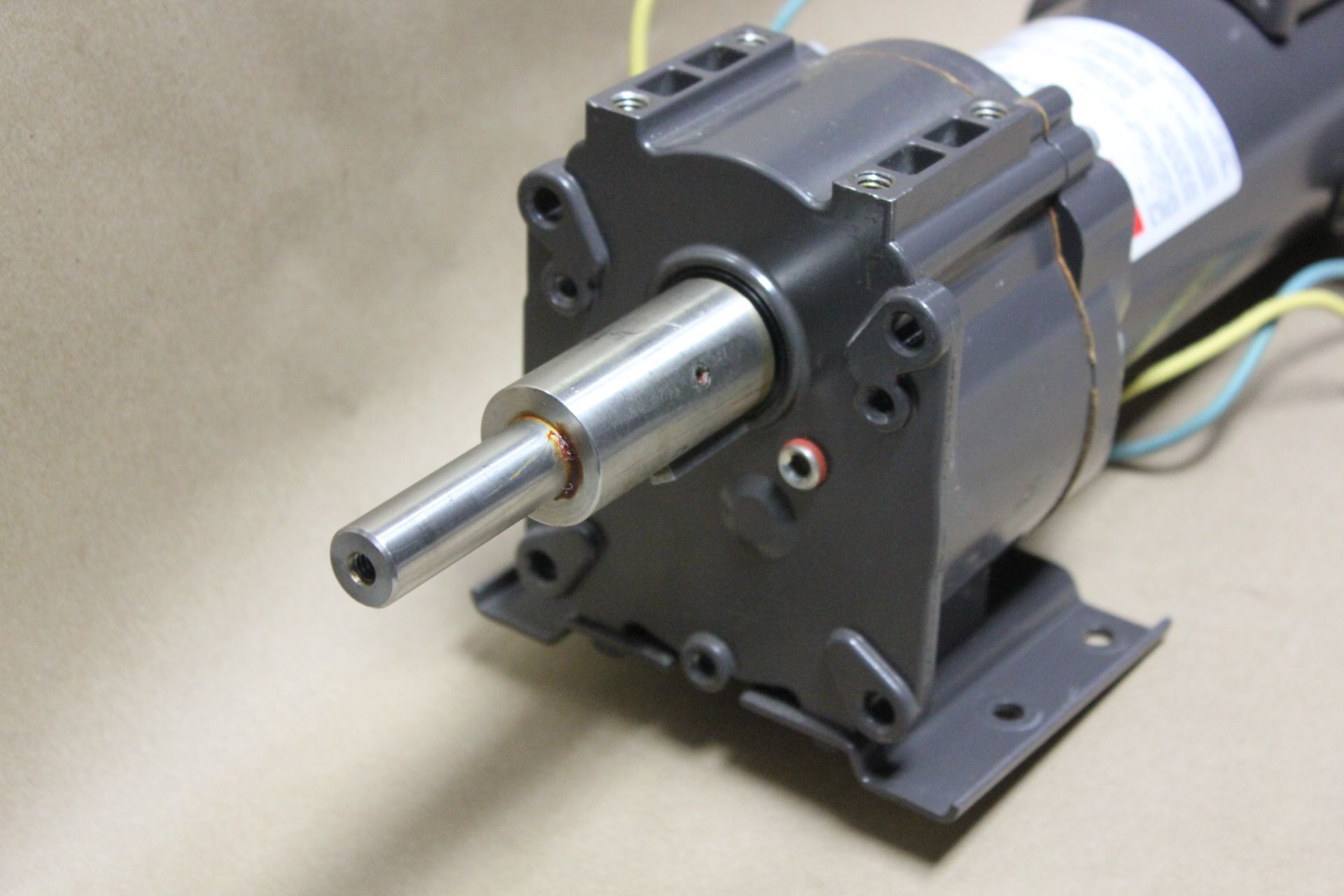 Dayton DC Gearmotor - Image 5 of 6