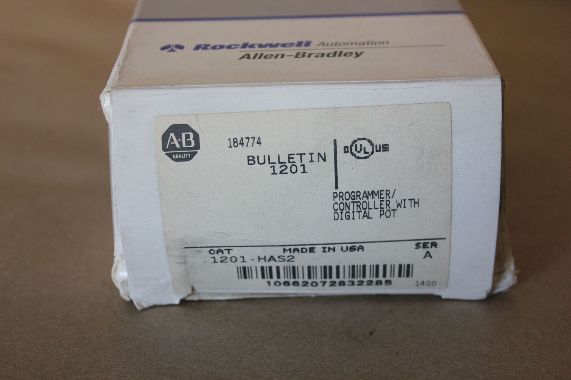 NEW ALLEN BRADLEY AC DRIVE CONTROLLER/PROGRAMMER - Image 2 of 5