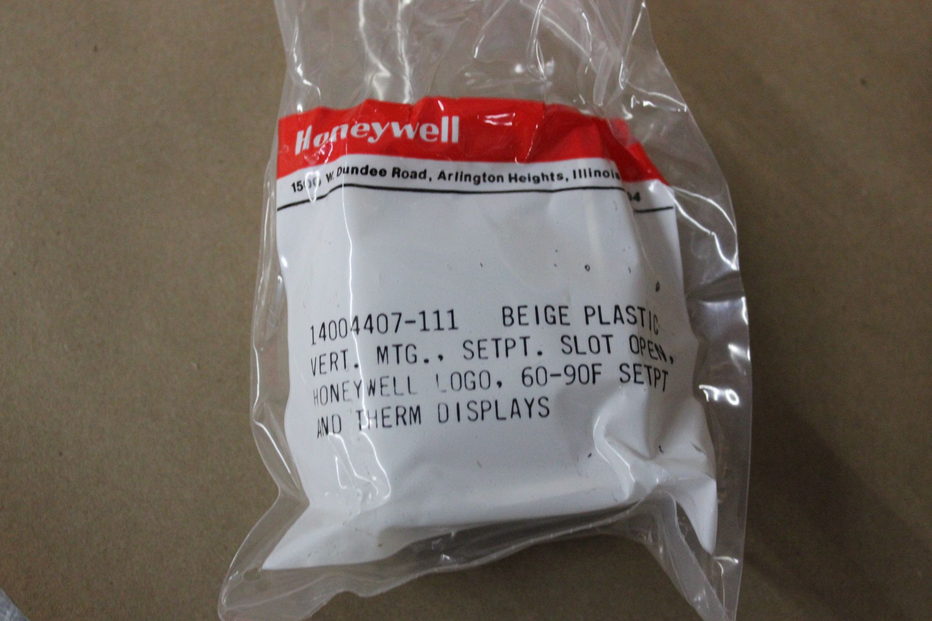 LOT OF NEW HONEYWELL THERMOSTAT COVERS - Image 5 of 5