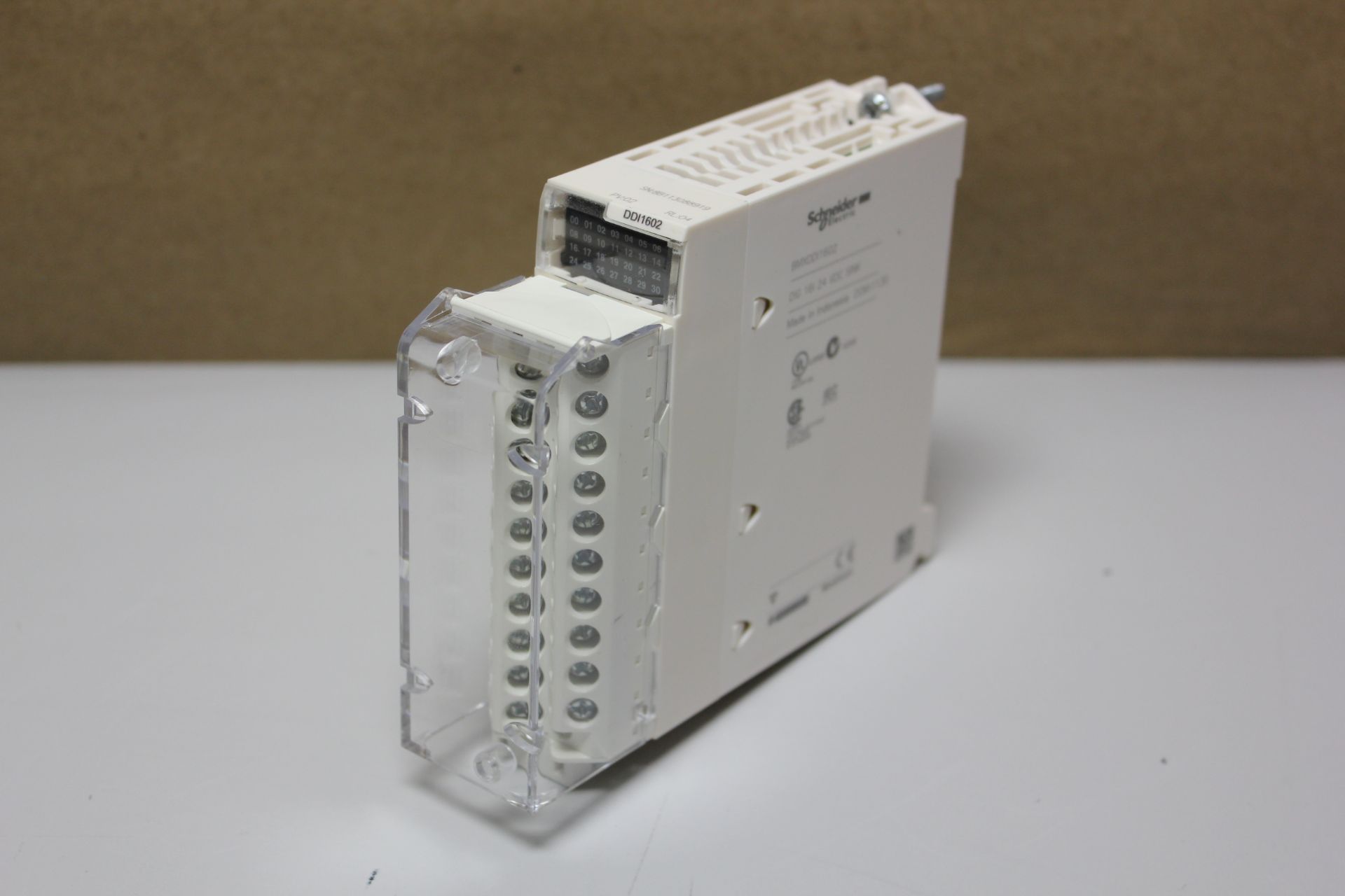 SCHNEIDER ELECTRIC MODICON PLC MODULE