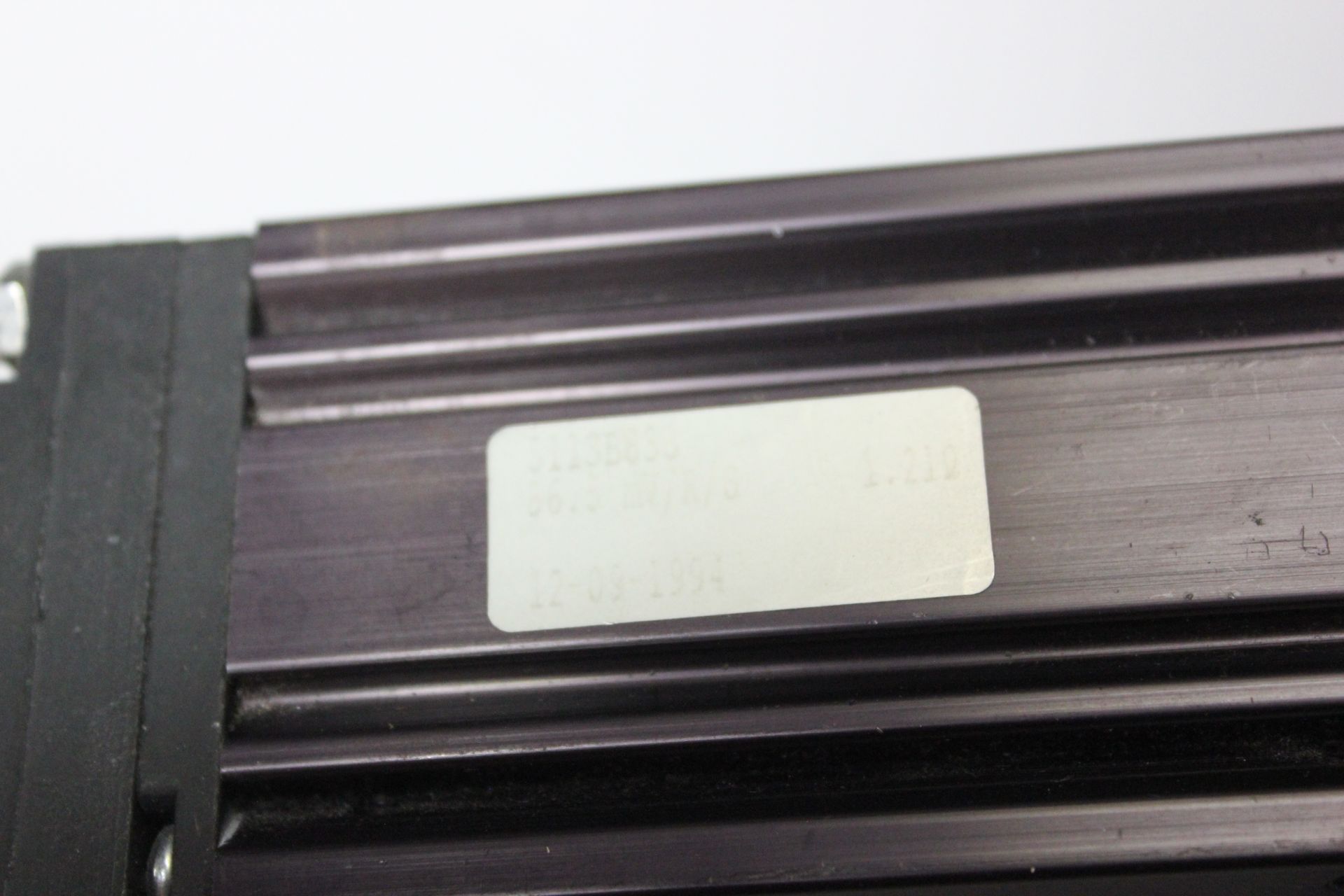 NEAT LINEAR STAGE WITH ELCOM BRUSHLESS SERVO MOTOR - Image 6 of 8