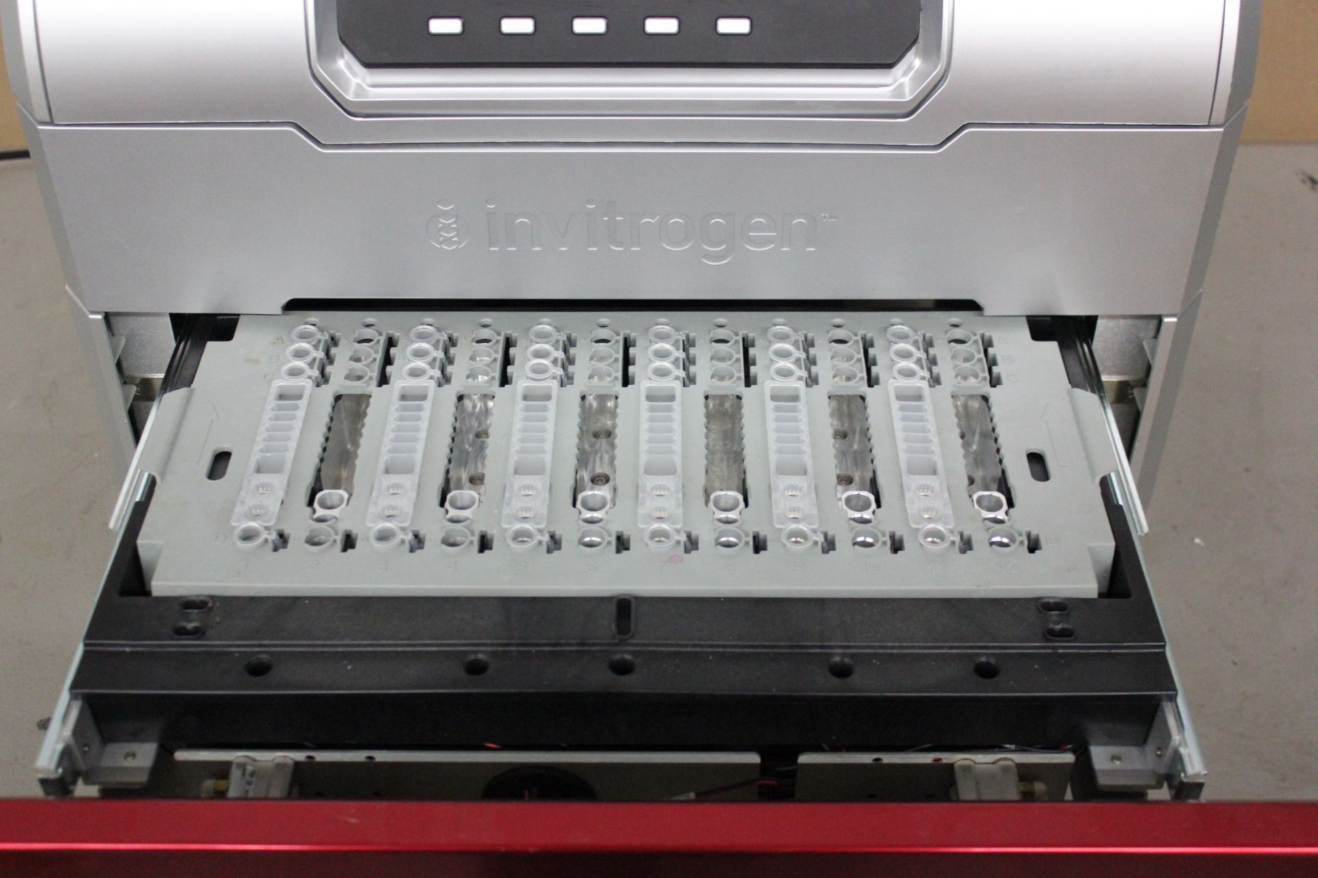 INVITROGEN MAGIC SAMPLE PROCESSOR - Image 4 of 7