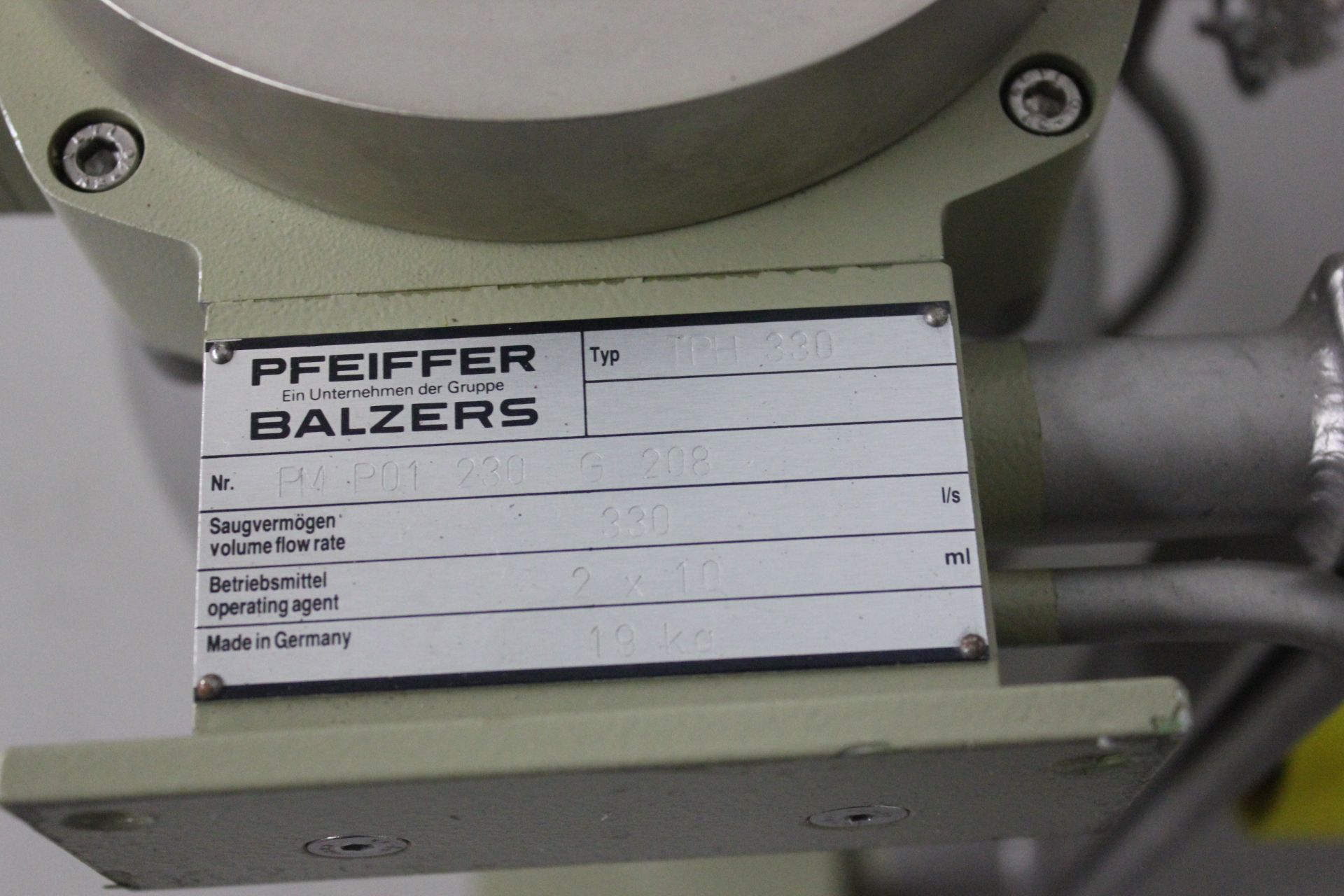 PFEIFFER BALZERS TURBO MOLECULAR VACUUM PUMP - Image 6 of 6