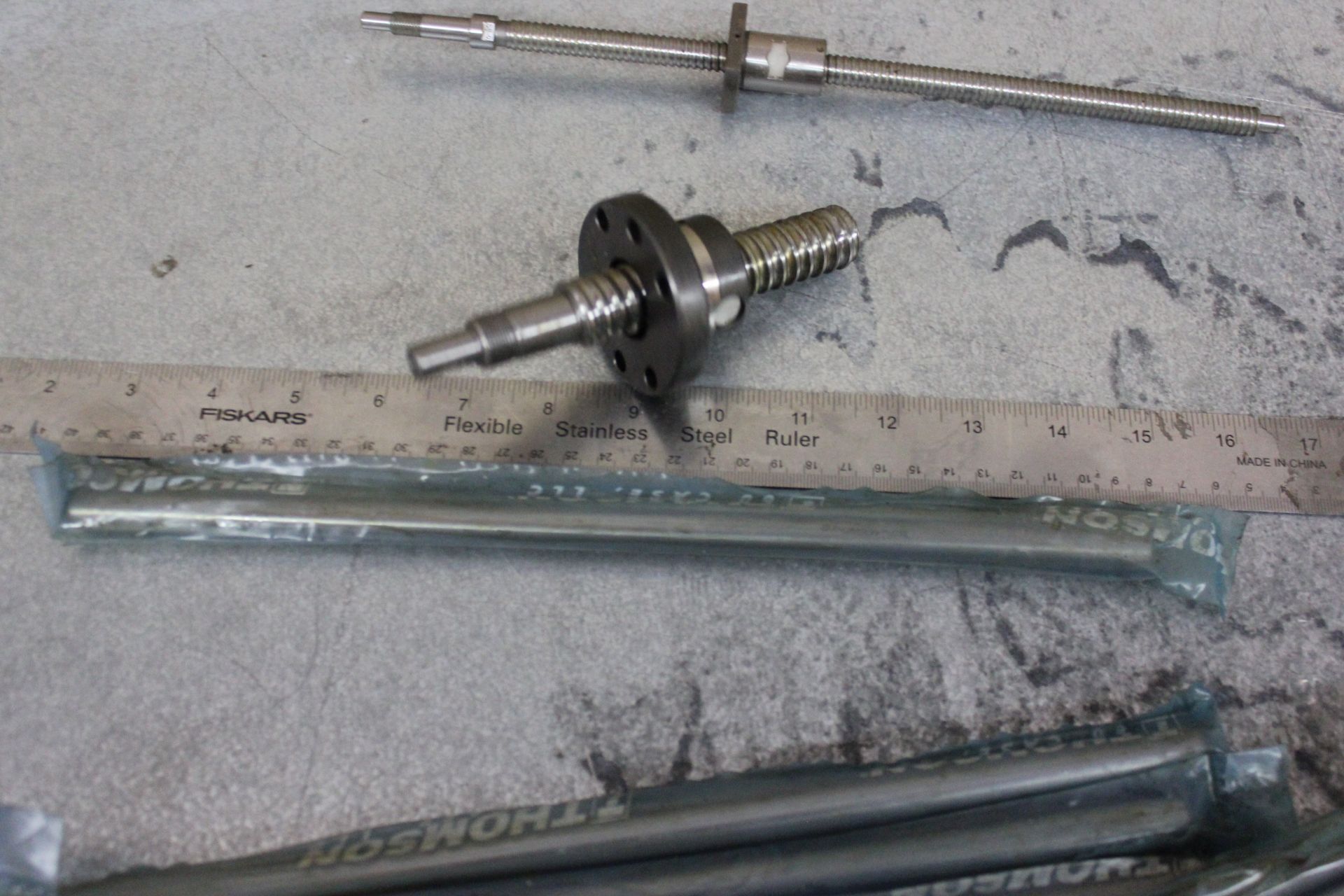LOT OF NEW THOMSON LINEAR SHAFTS & LEAD/BALL SCREWS - Image 3 of 6