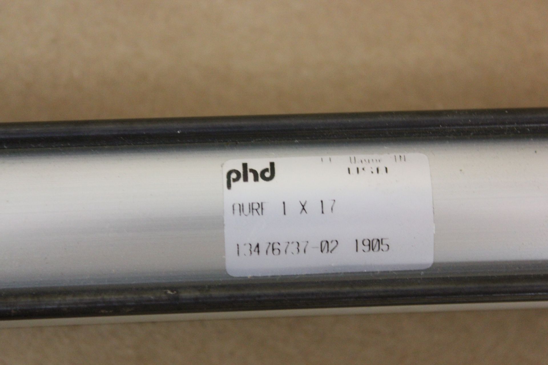 PHD PNEUMATIC CYLINDER - Image 2 of 2