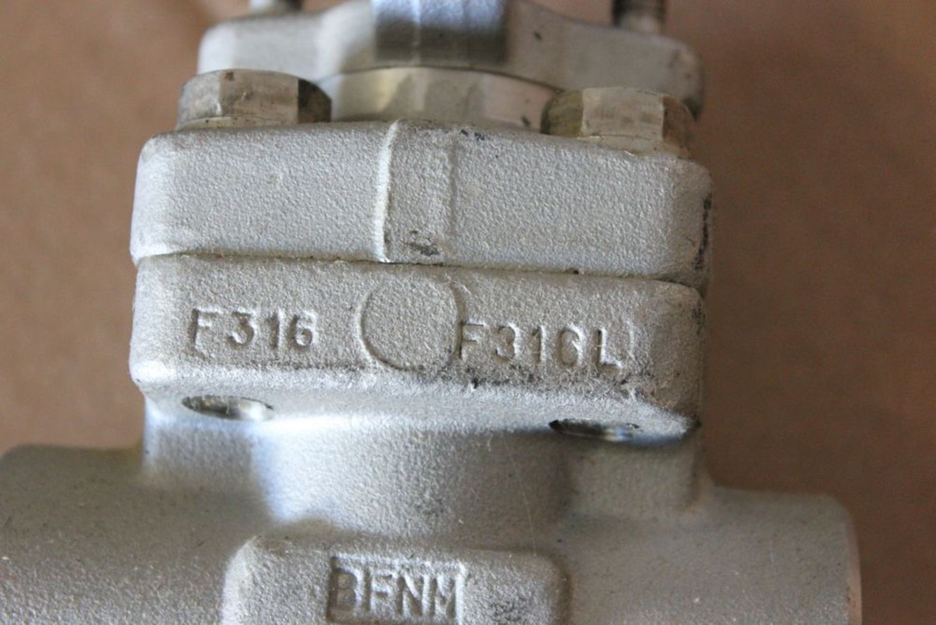 NEW DSI STAINLESS STEEL 1" GATE VALVE - Image 3 of 4