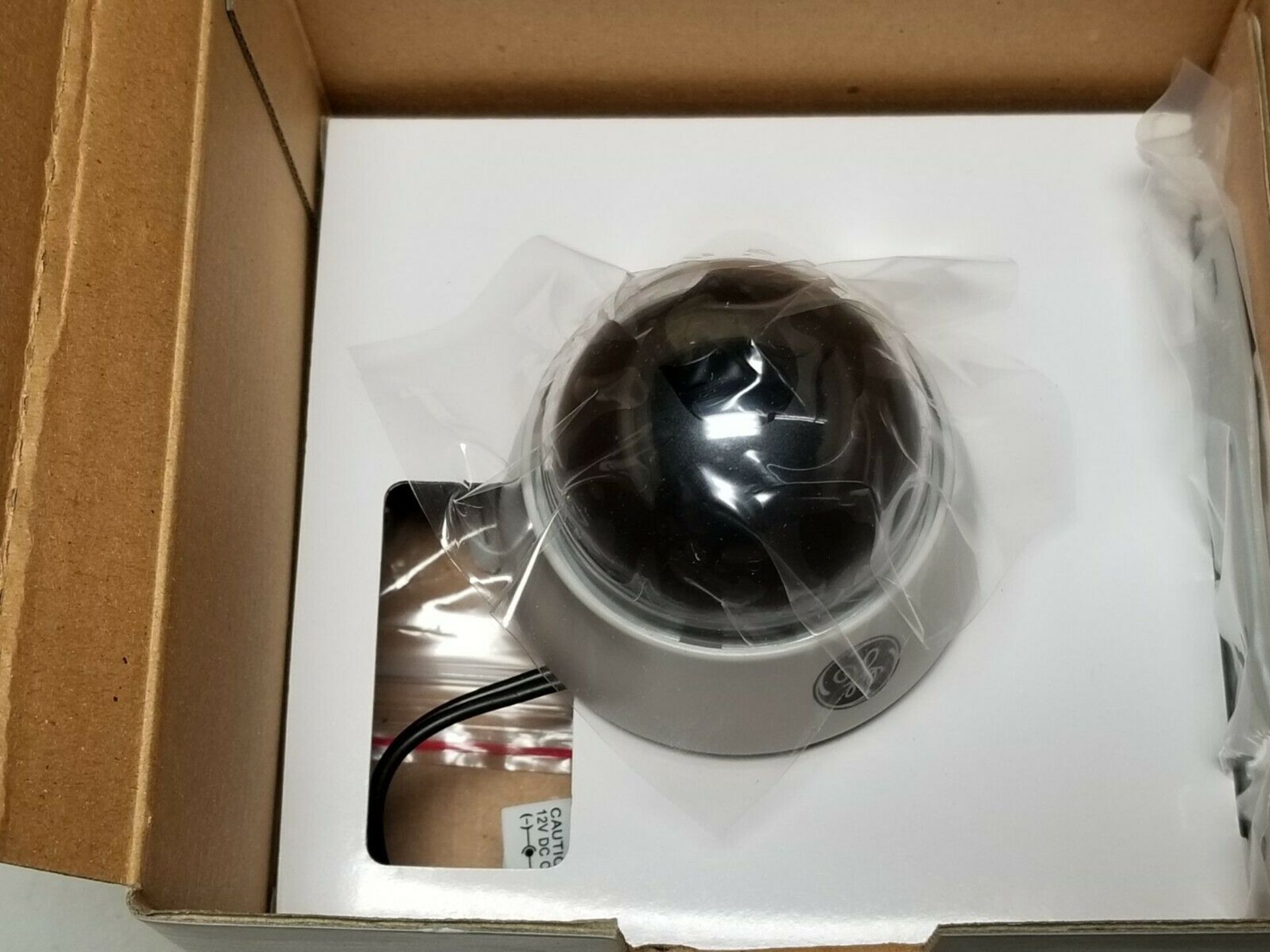 NEW GE COLOR DOME SECURITY CAMERA - Image 4 of 7