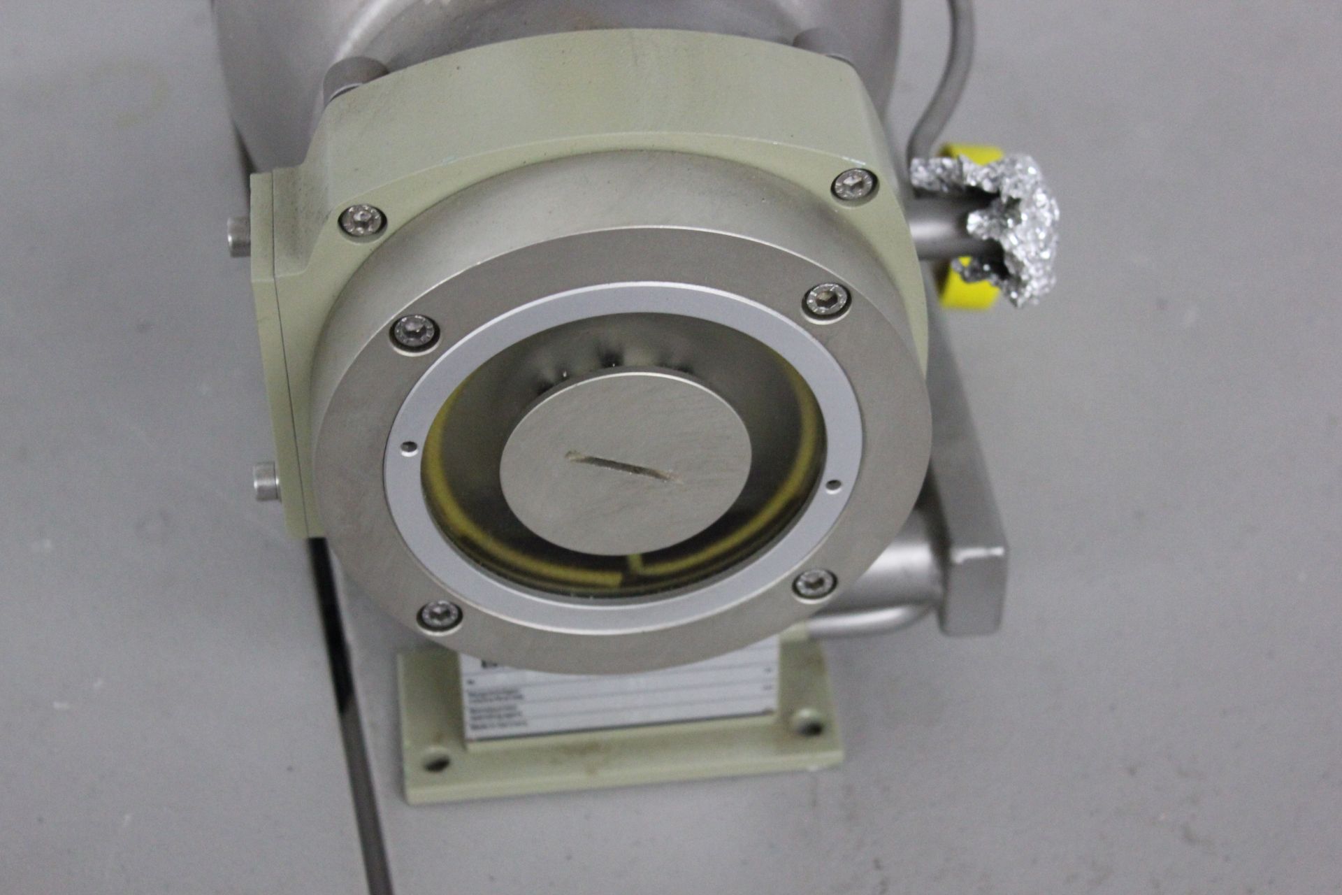 PFEIFFER BALZERS TURBO MOLECULAR VACUUM PUMP - Image 4 of 6