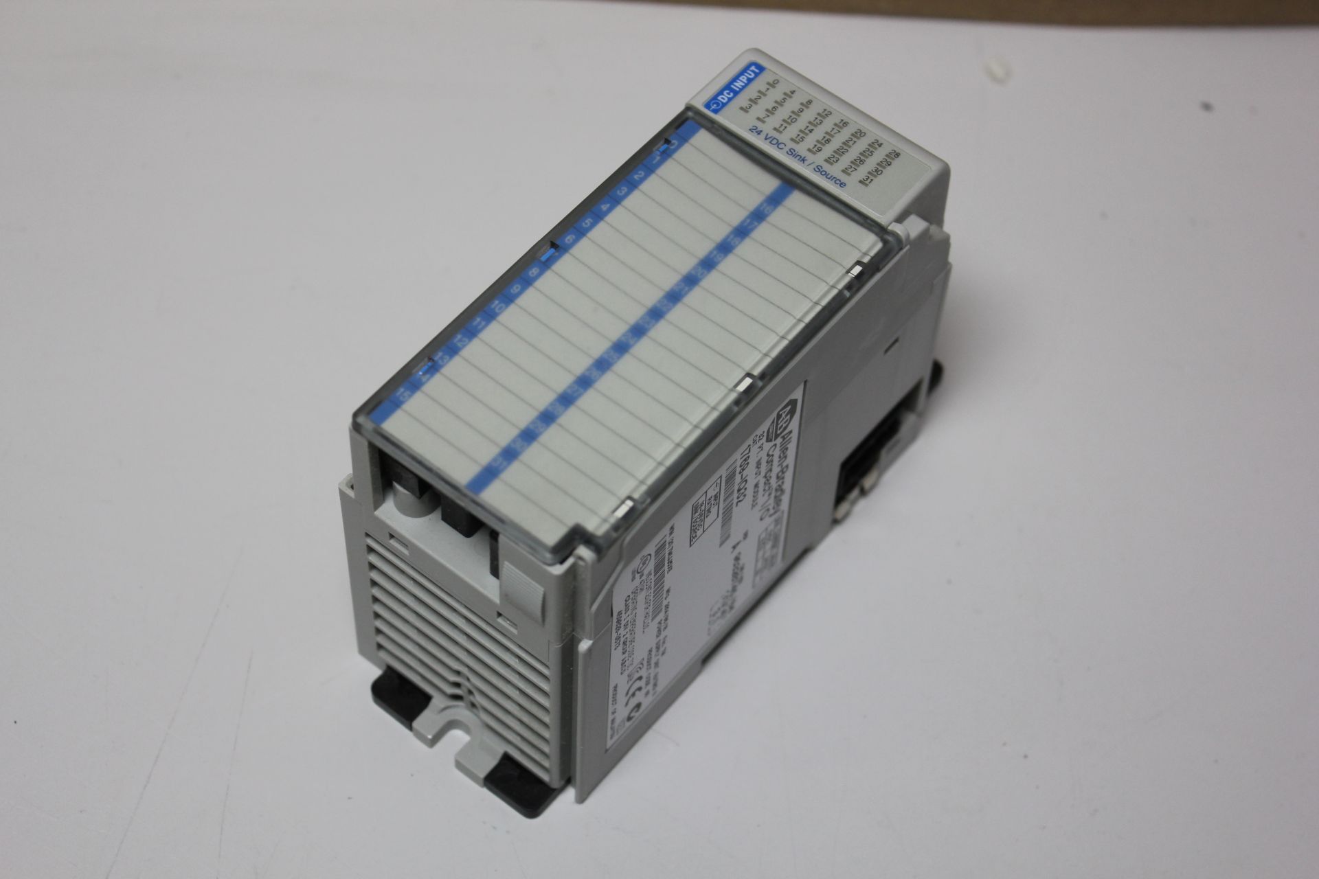 ALLEN BRADLEY COMPACTLOGIX PLC MODULE