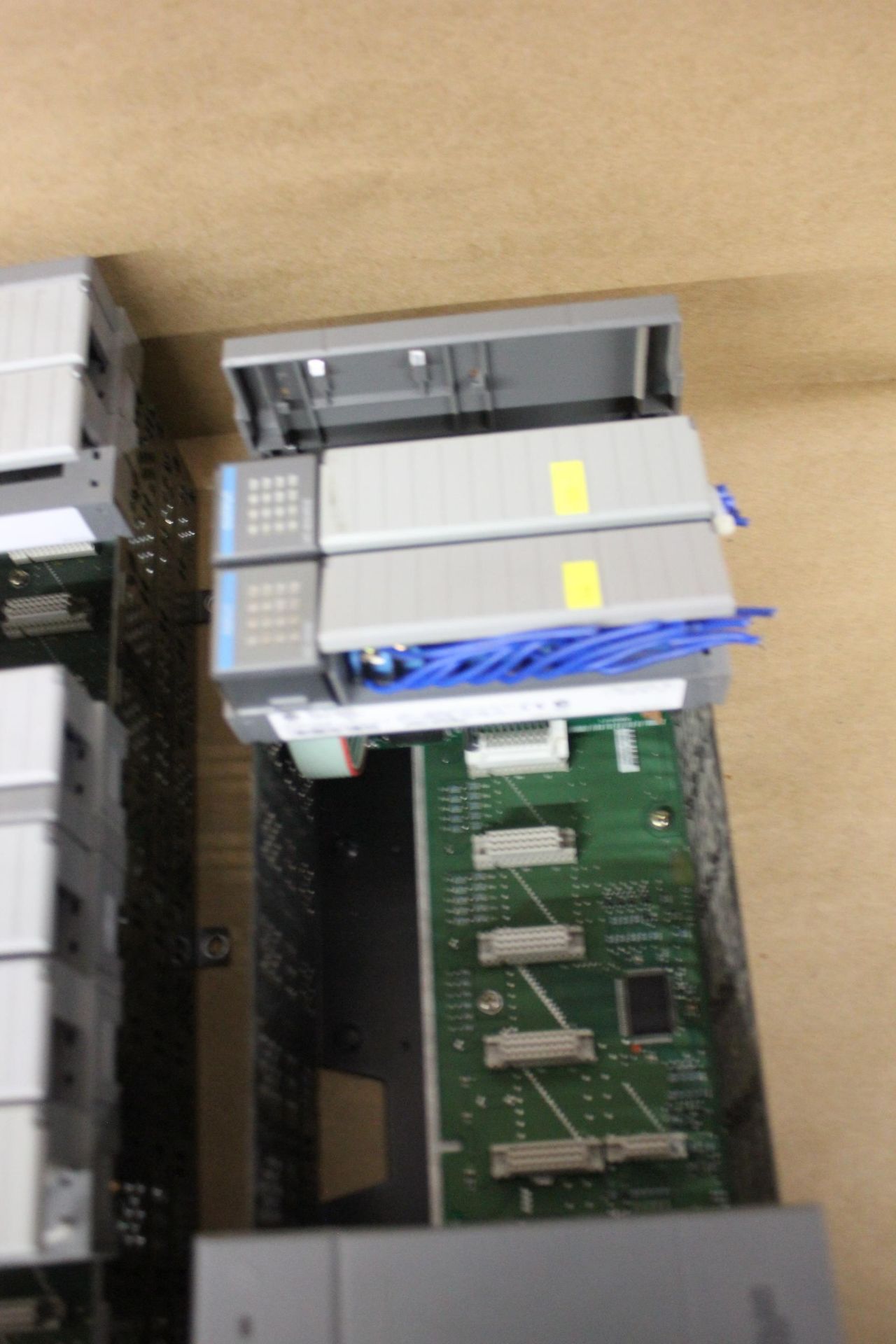 LOT OF ALLEN BRADLEY PLC RACKS WITH POWER AND I/O MODULES - Image 3 of 12