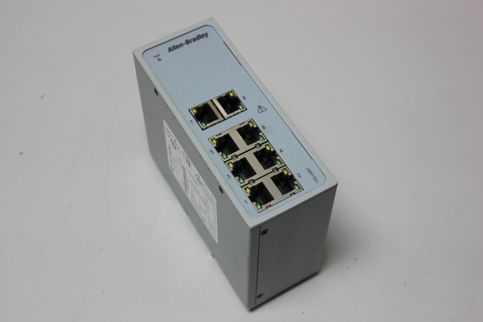 ALLEN BRADLEY STRATIX 2000 INDUSTRIAL ETHERNET SWITCH