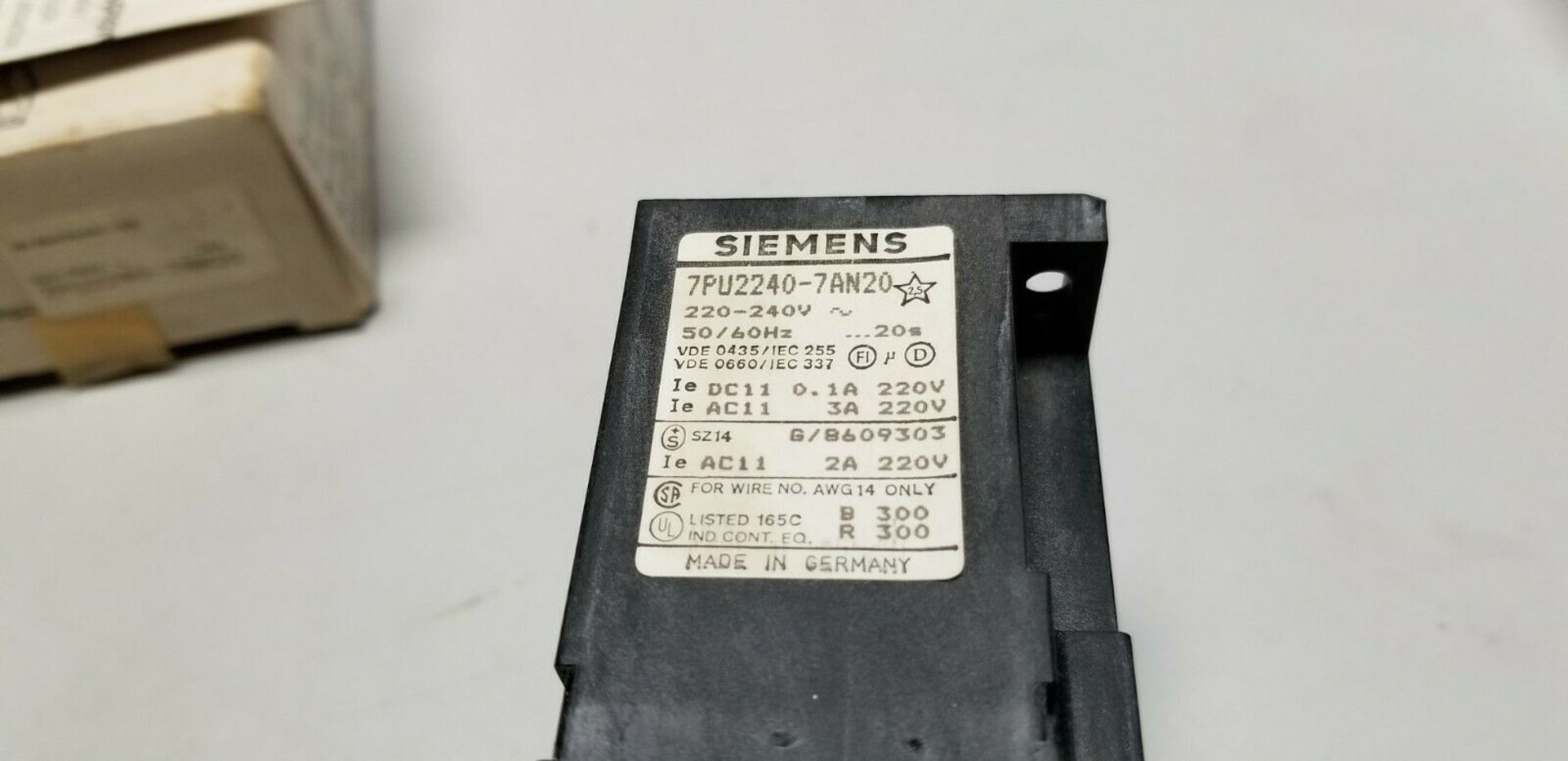 NEW SIEMENS 20S TIME RELAY - Image 4 of 4