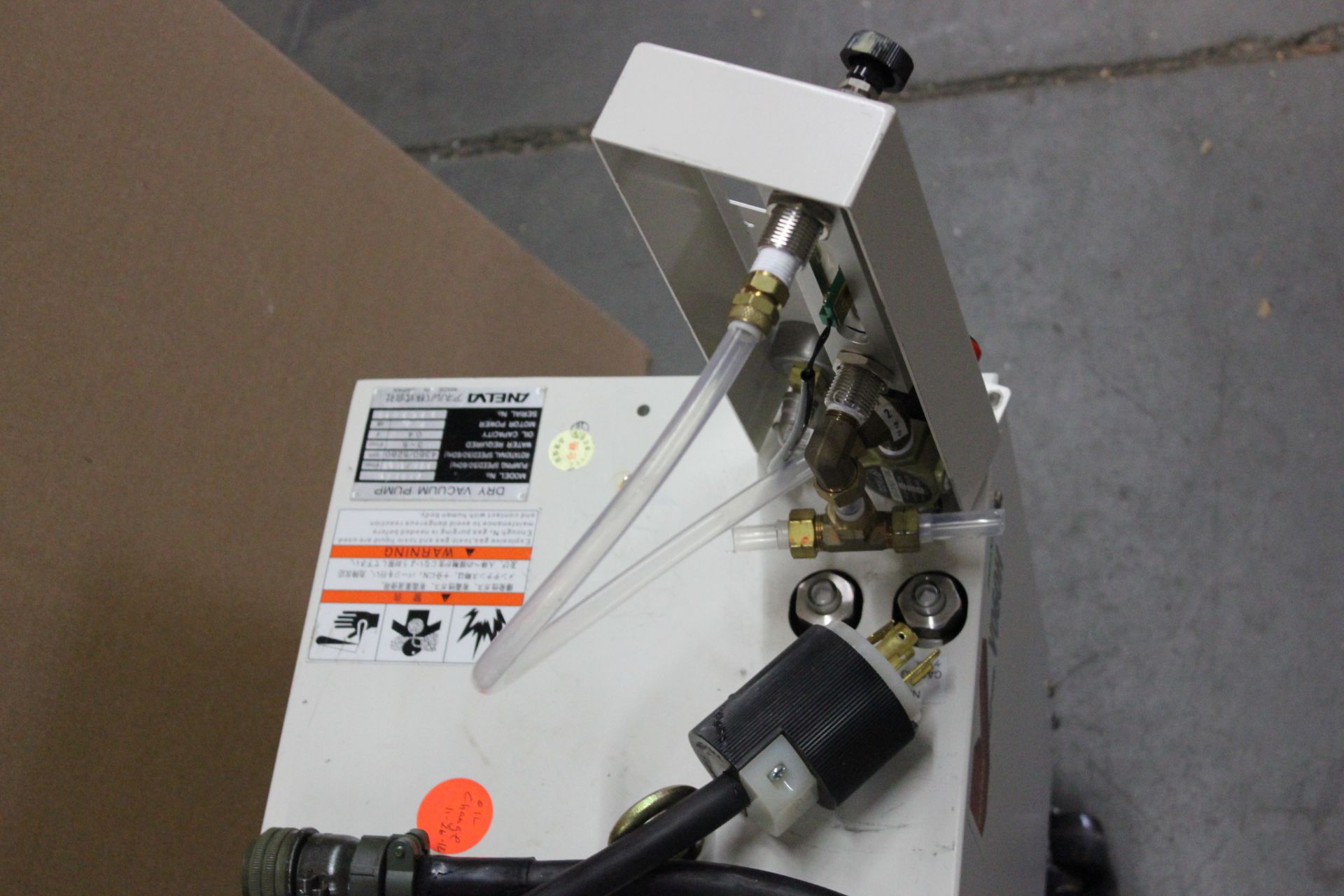 ANELVA DRY VACUUM PUMP - Image 10 of 11