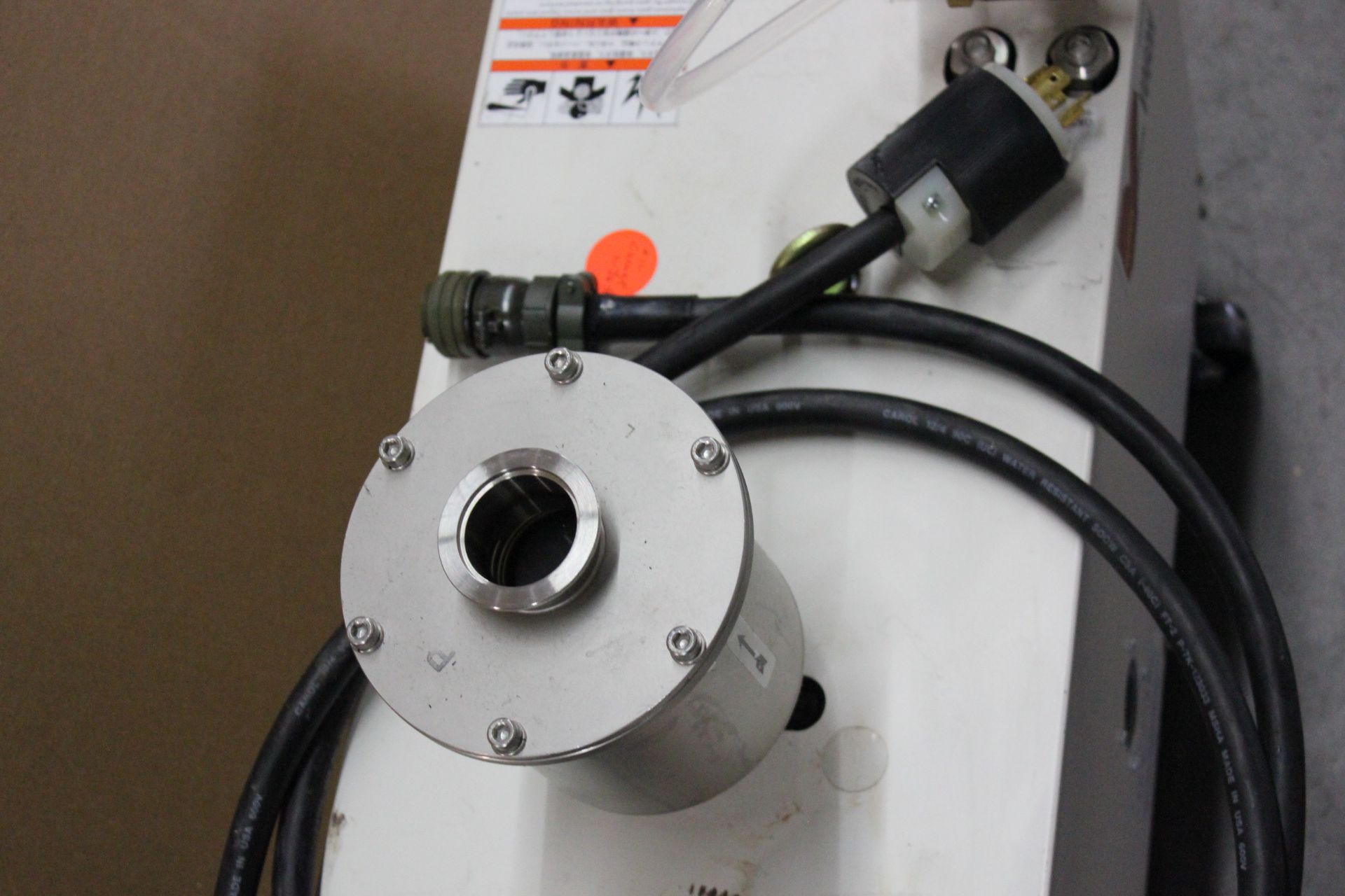 ANELVA DRY VACUUM PUMP - Image 9 of 11