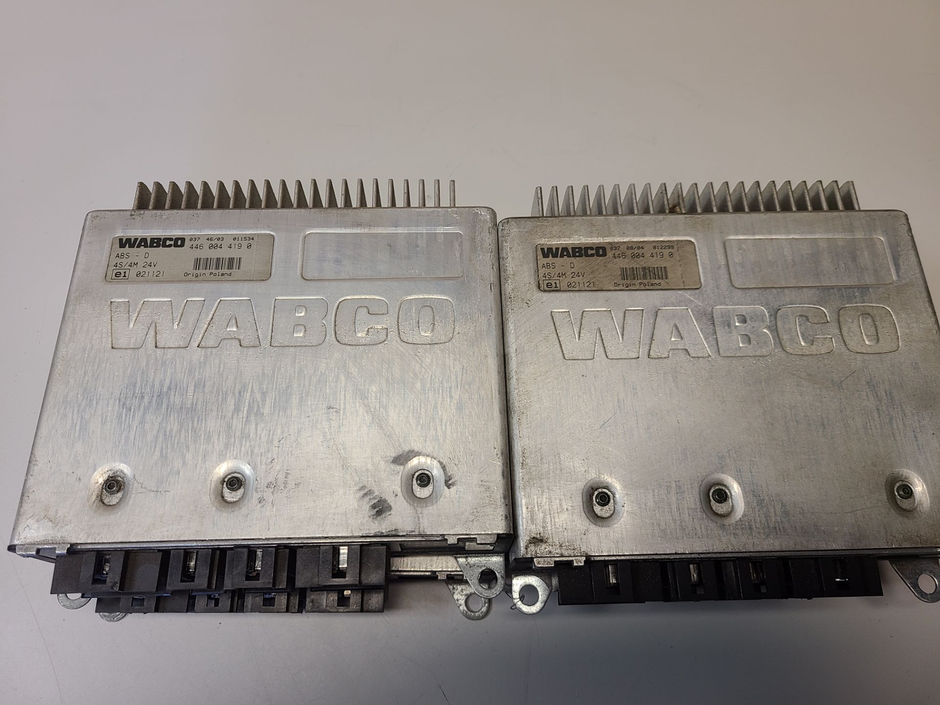 LOT OF WABCO ABS ECU - Image 3 of 4