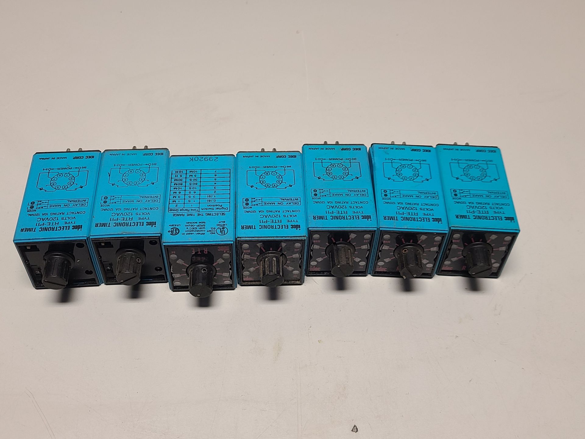 LOT OF IDEC ELECTRONIC TIMERS - Image 3 of 3