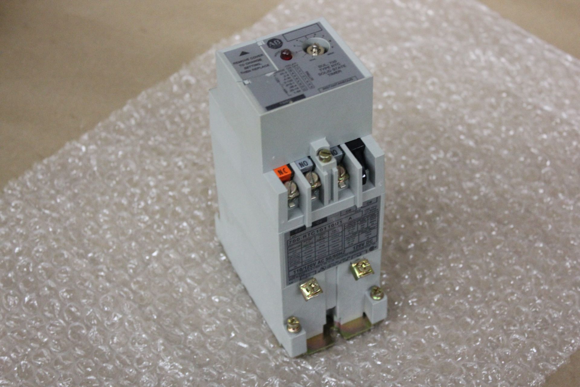 NEW ALLEN BRADLEY SOLID STATE TIMING RELAY - Image 4 of 6