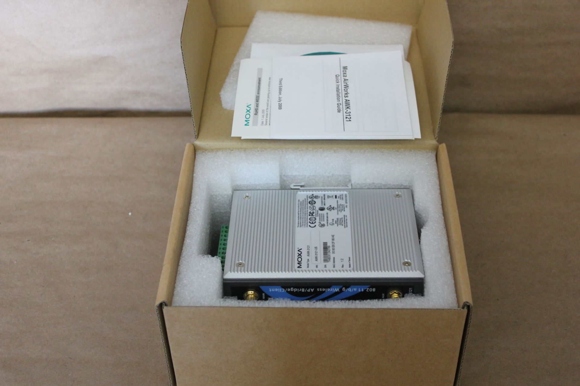 NEW MOXA WIRELESS AP/BRIDGE/CLIENT - Image 2 of 5