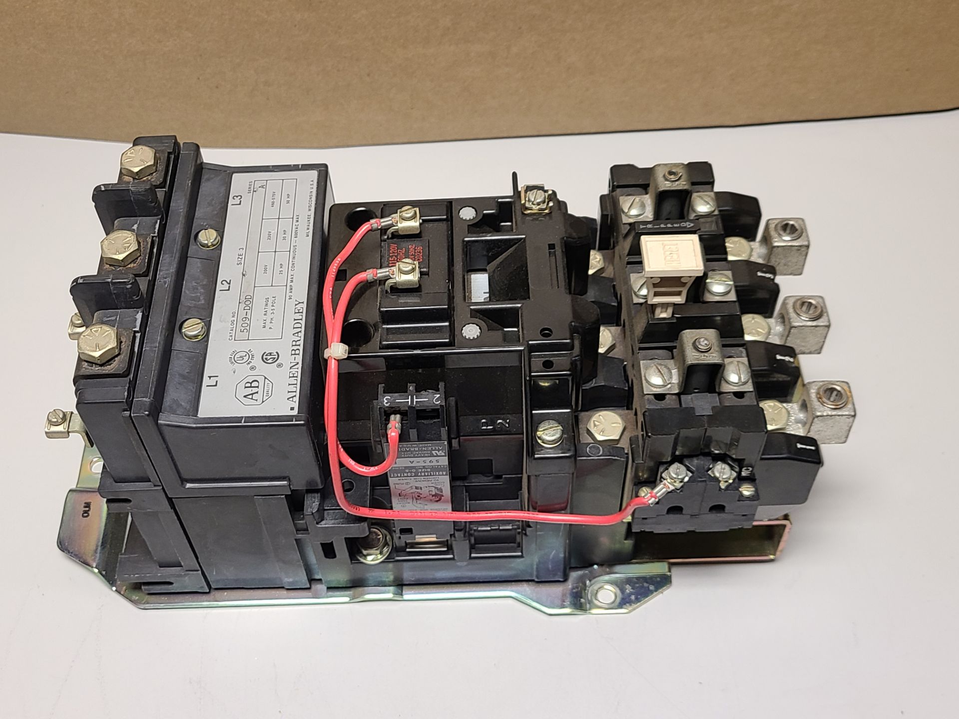 ALLEN BRADLEY MOTOR STARTER