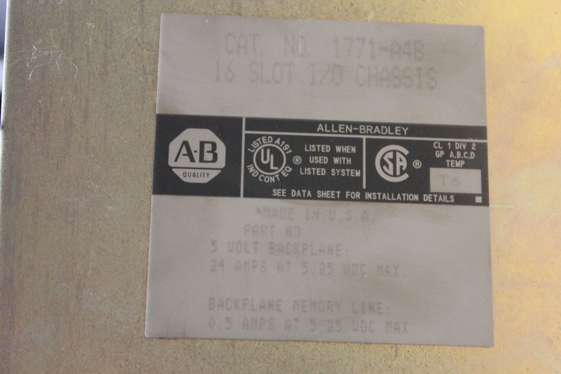 ALLEN BRADLEY 16 SLOT PLC RACK WITH MODULES - Image 2 of 18