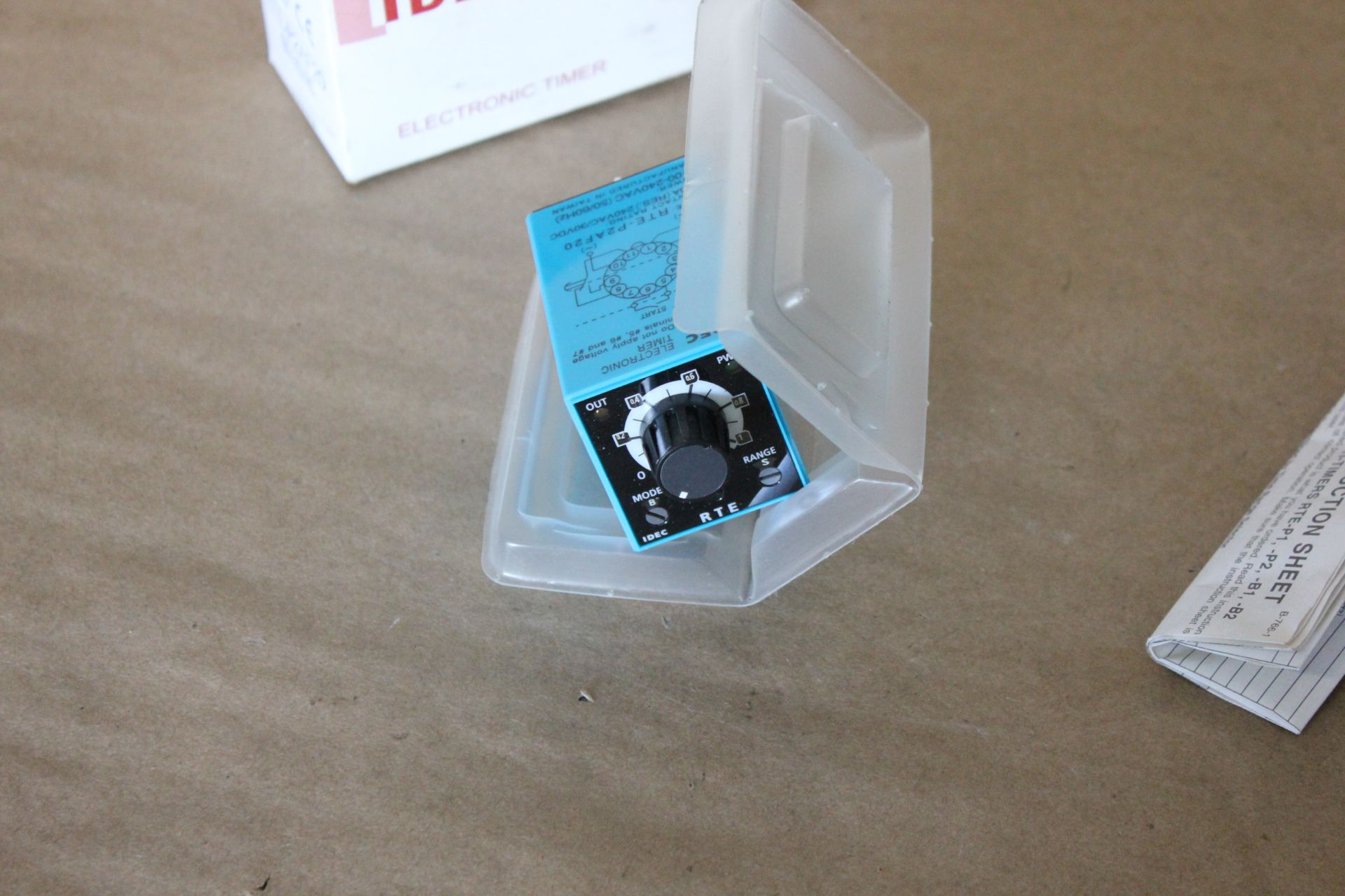 NEW IDEC ELECTRONIC TIMER - Image 4 of 4