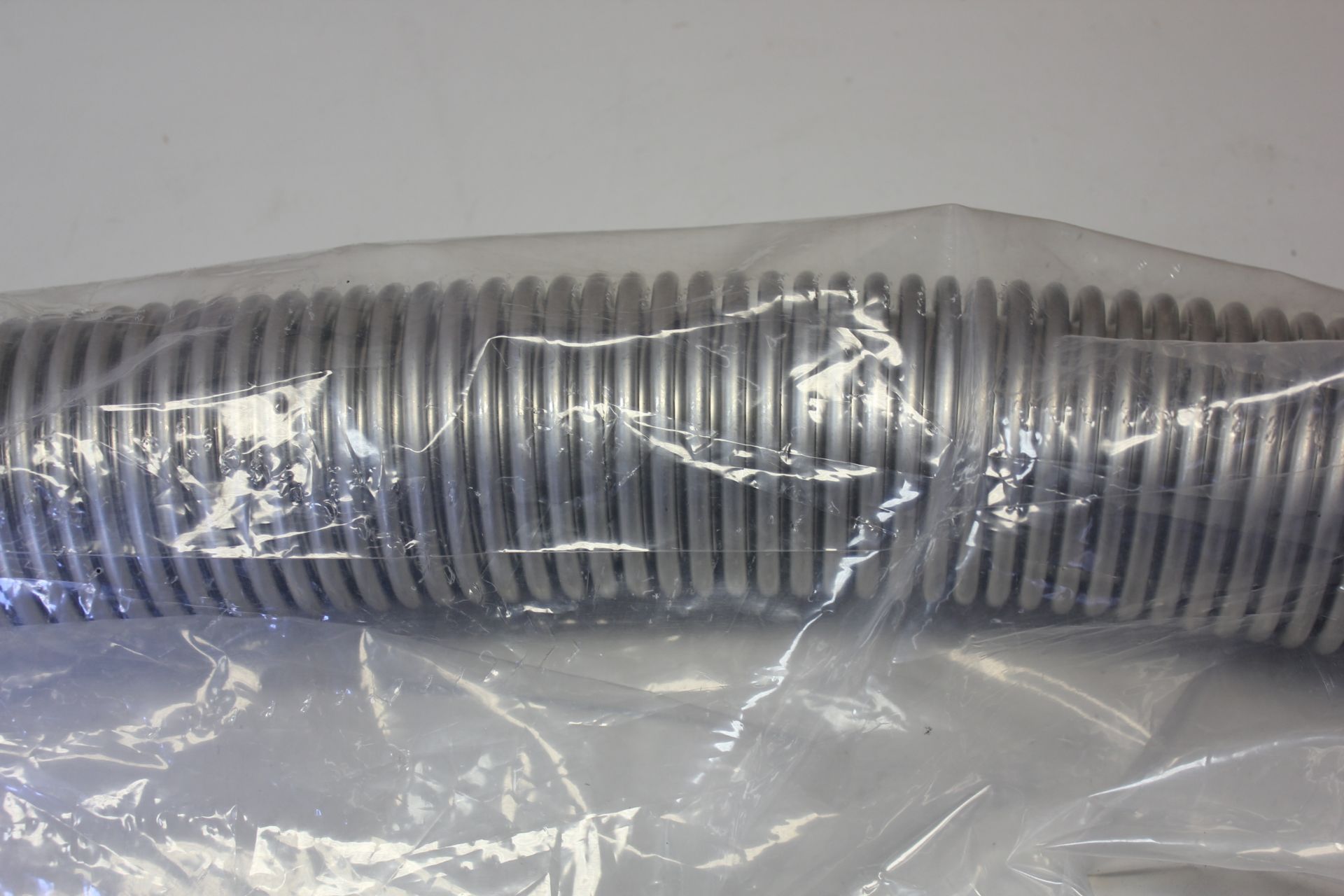 NEW MISUMI SS HIGH VACUUM FLEXIBLE BELLOWS HOSE TUBE - Image 6 of 11