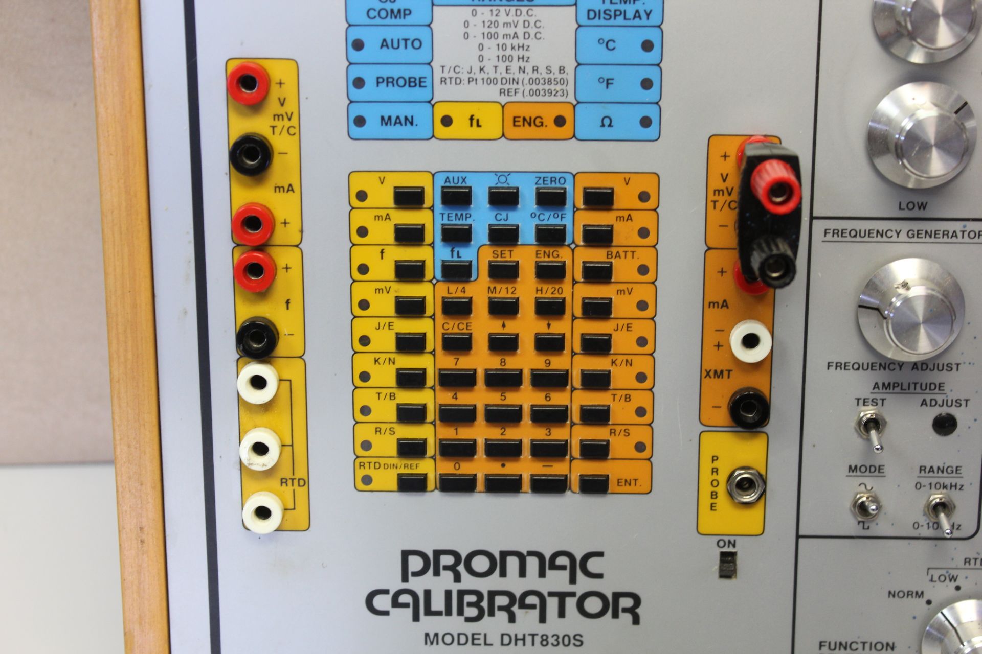 PROMAC THERMOCOUPLE/RTD CALIBRATOR - Image 3 of 11