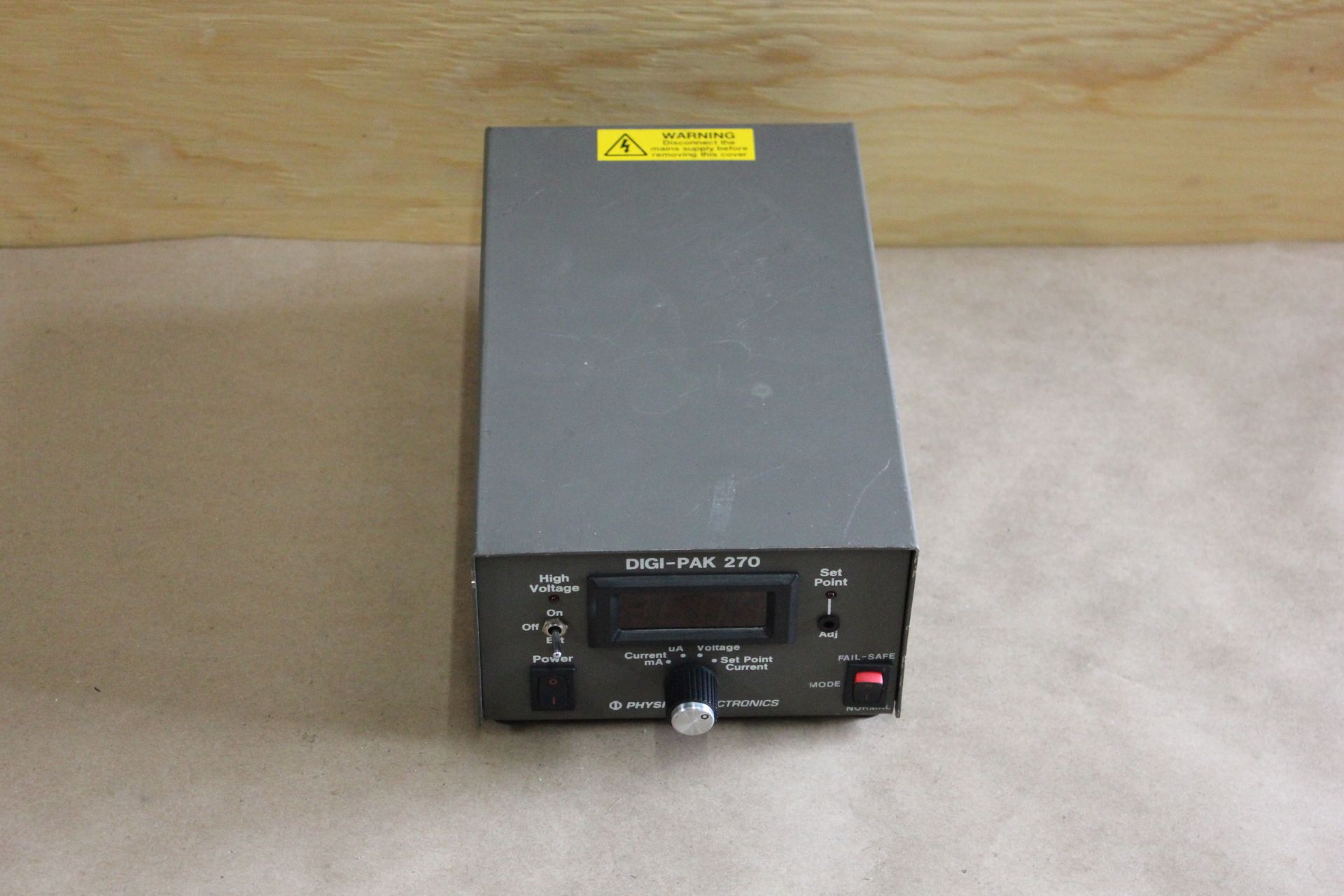 PHYSICAL ELECTRONICS ION PUMP POWER SUPPLY