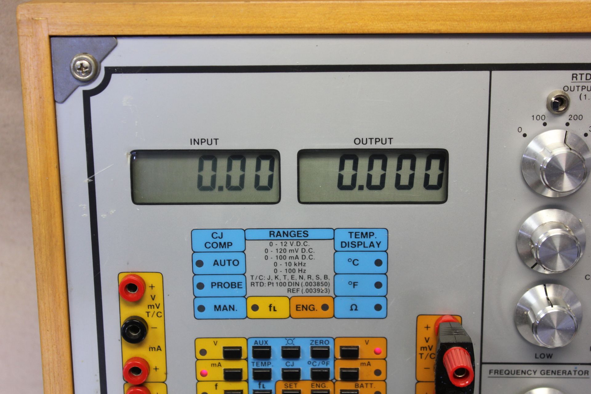 PROMAC THERMOCOUPLE/RTD CALIBRATOR - Image 10 of 11